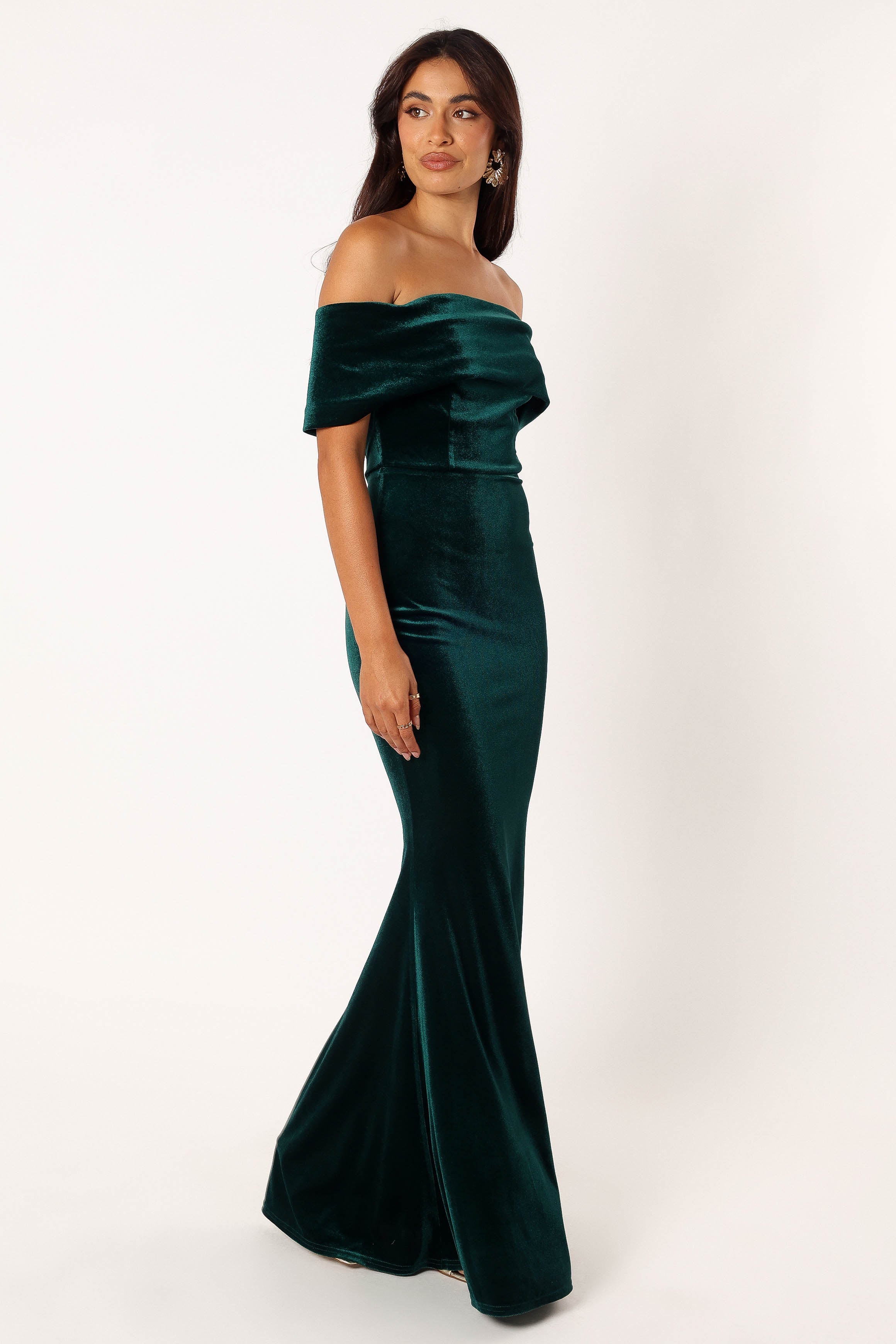 DRESSES @Adair Off Shoulder Maxi Dress - Emerald Green