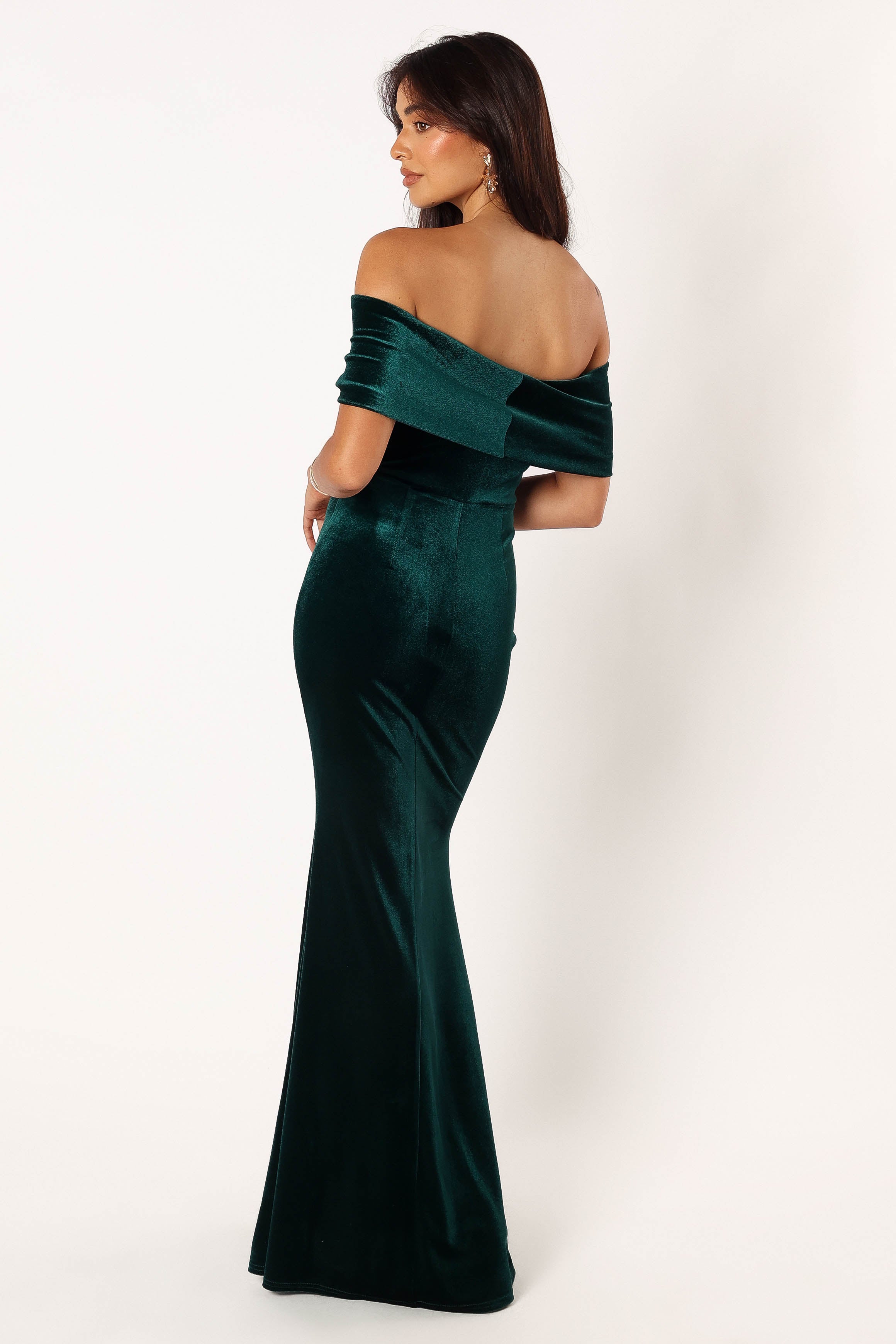 DRESSES @Adair Off Shoulder Maxi Dress - Emerald Green