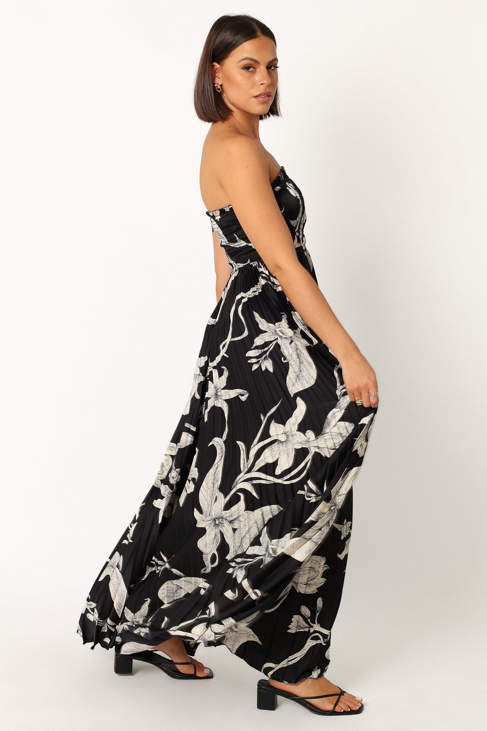 DRESSES @Angelique Strapless Maxi Dress - Black Floral