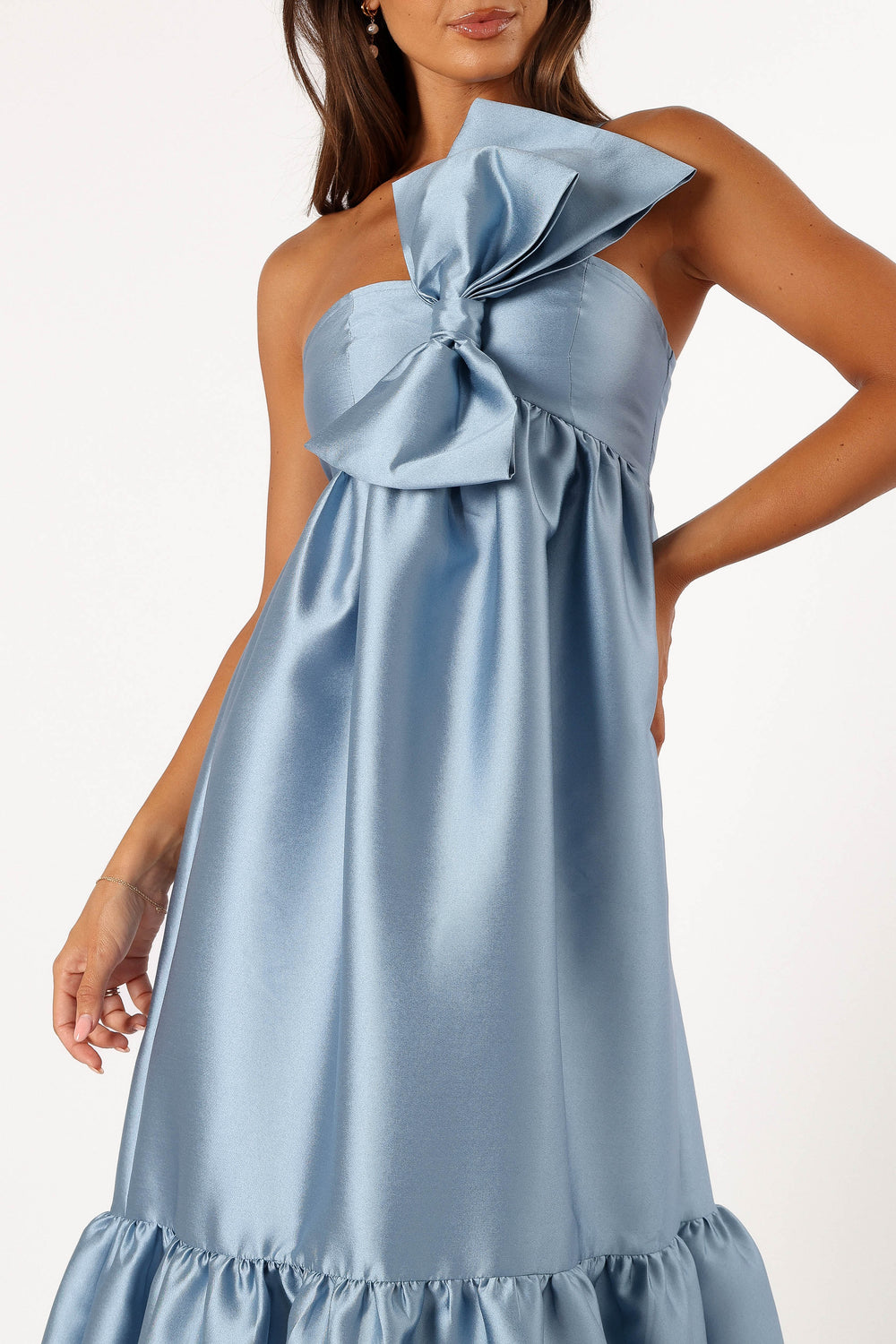 DRESSES @Betina Bow Front Maxi Dress - Blue