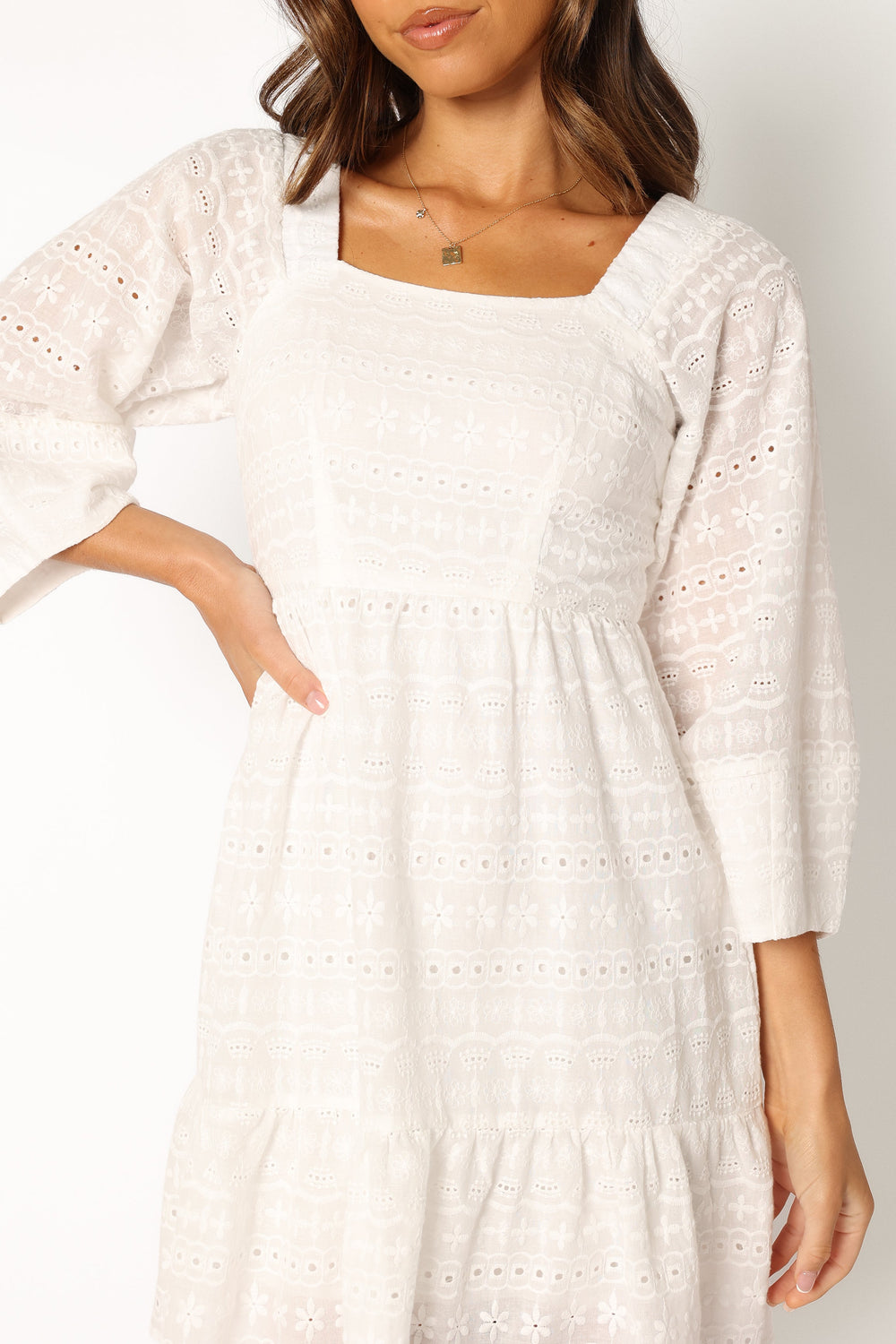 DRESSES @Bonnie Longsleeve Mini Dress - White