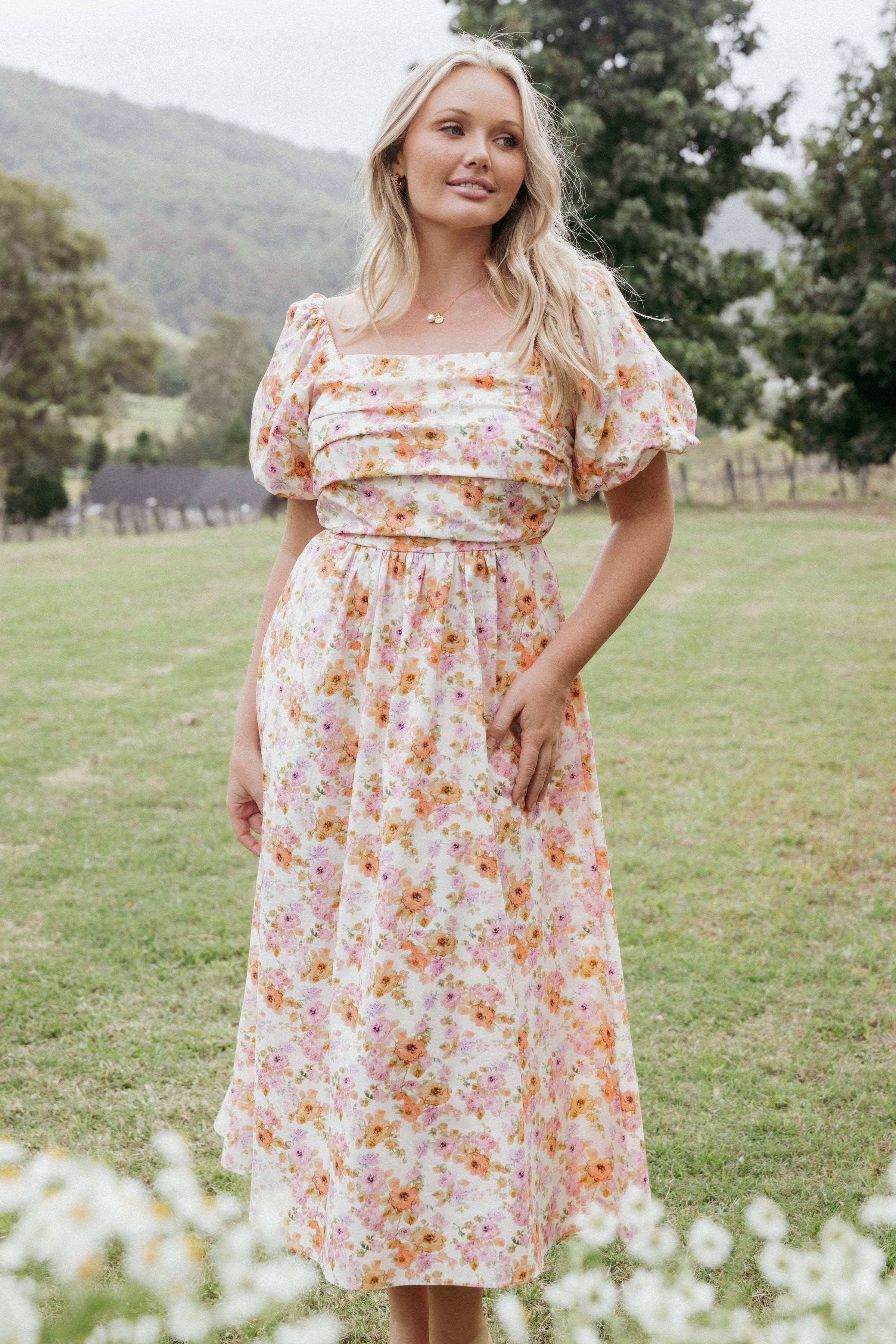 DRESSES Clo Puff Sleeve Midi Dress - Peach Floral