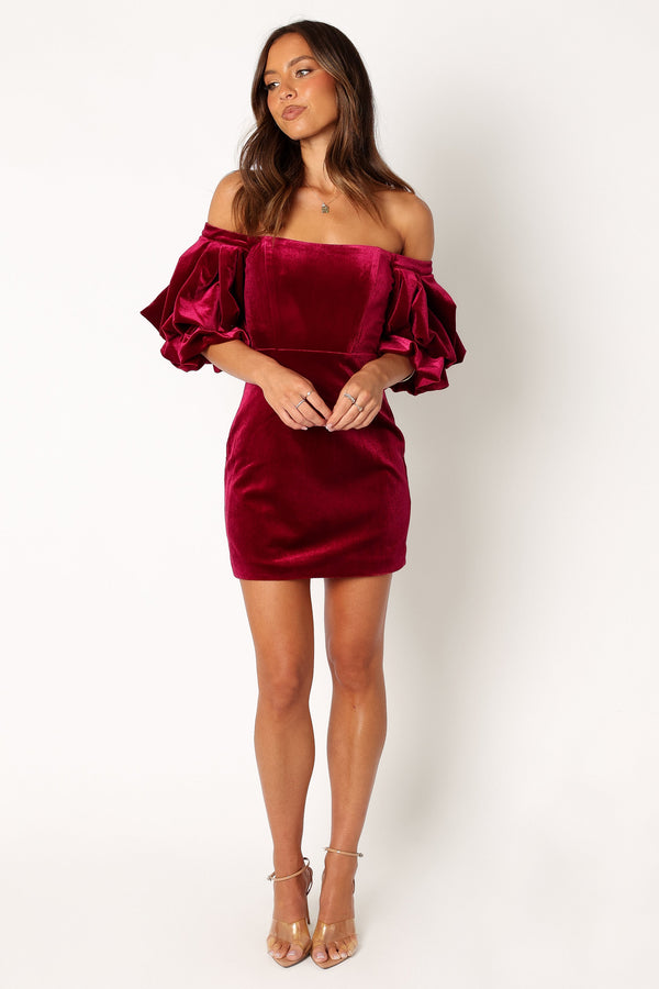 DRESSES @Dali Off Shoulder Velvet Mini Dress - Ruby