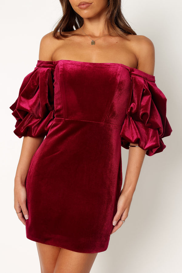 DRESSES @Dali Off Shoulder Velvet Mini Dress - Ruby