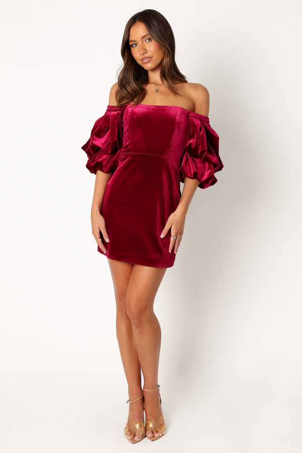 DRESSES @Dali Off Shoulder Velvet Mini Dress - Ruby