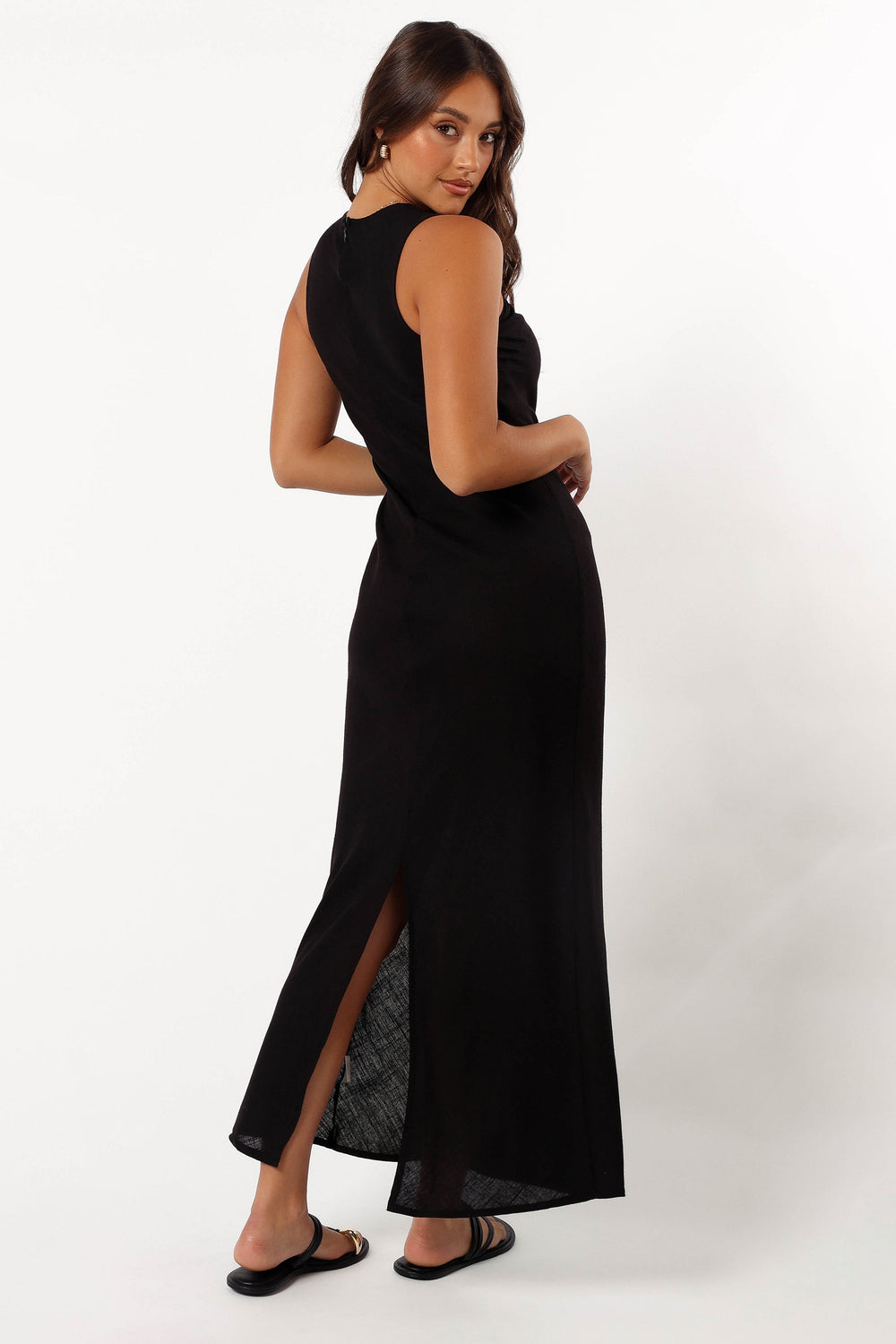 DRESSES @Ellis Maxi Dress - Black (Hold for Winter Essentials)