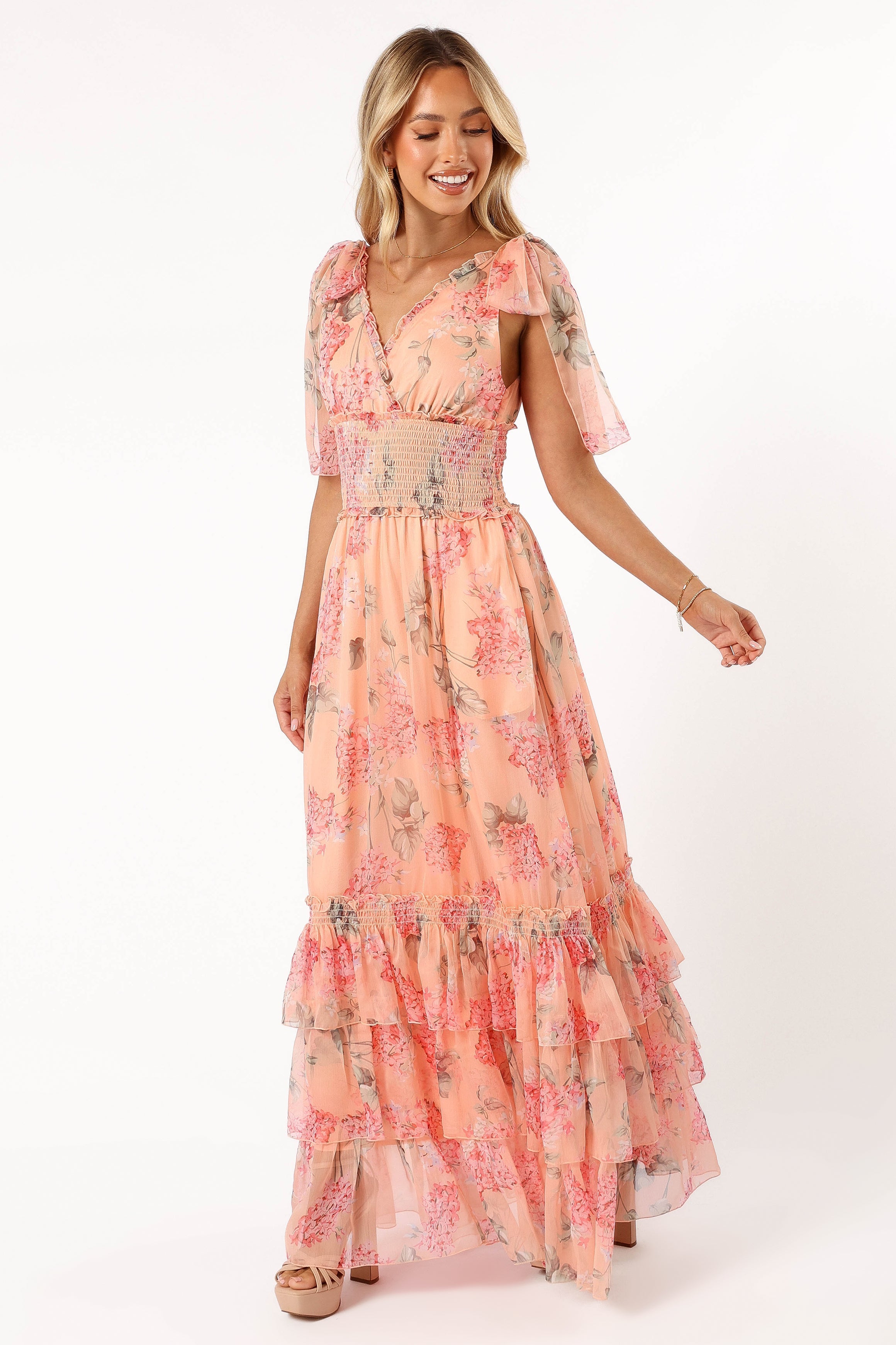 DRESSES @Fionna Maxi Dress - Peach Floral