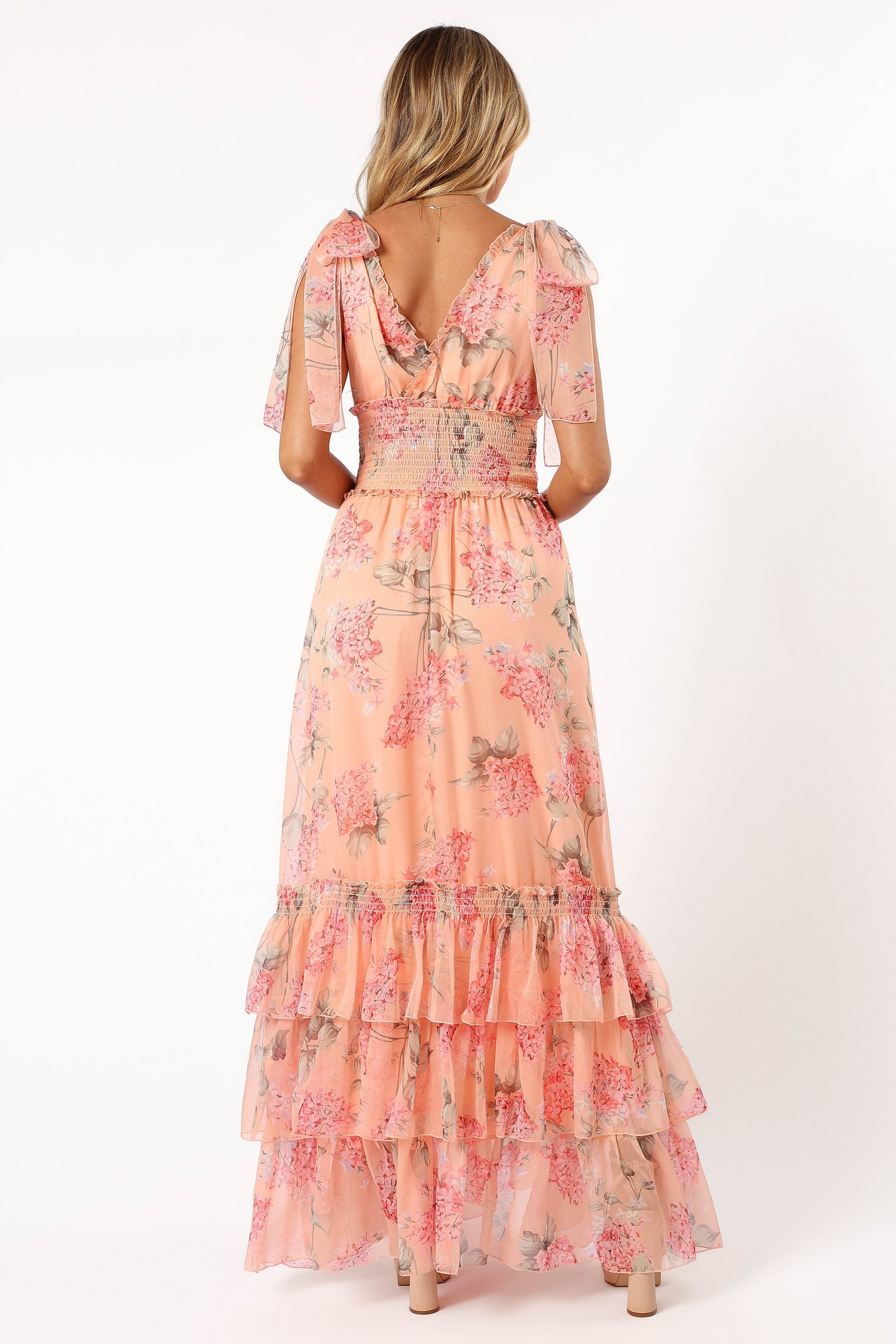 DRESSES @Fionna Maxi Dress - Peach Floral
