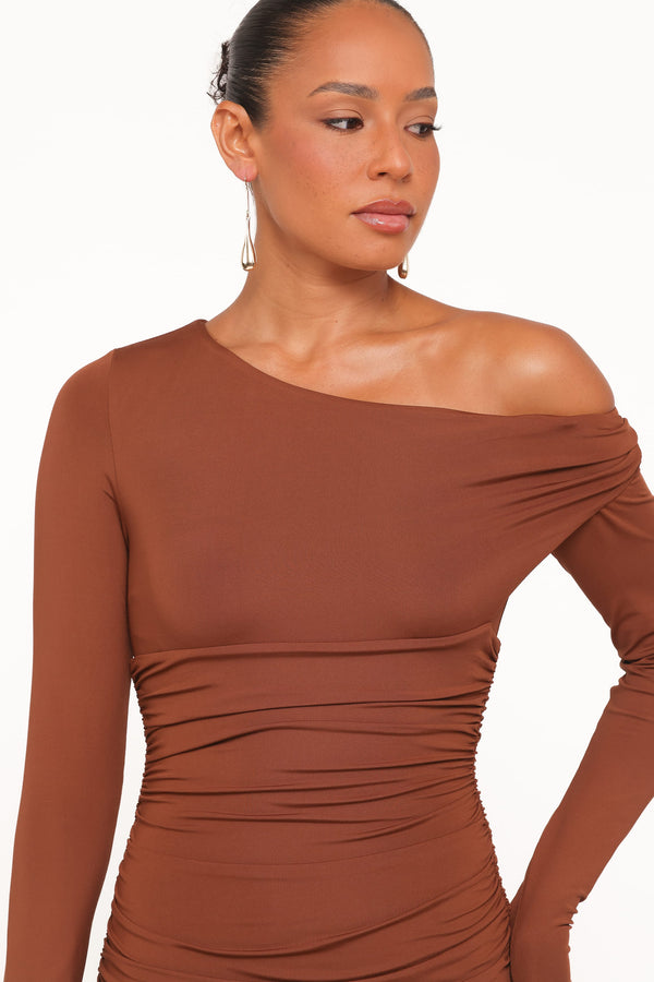 DRESSES Jenna Off Shoulder Maxi Dress - Brown