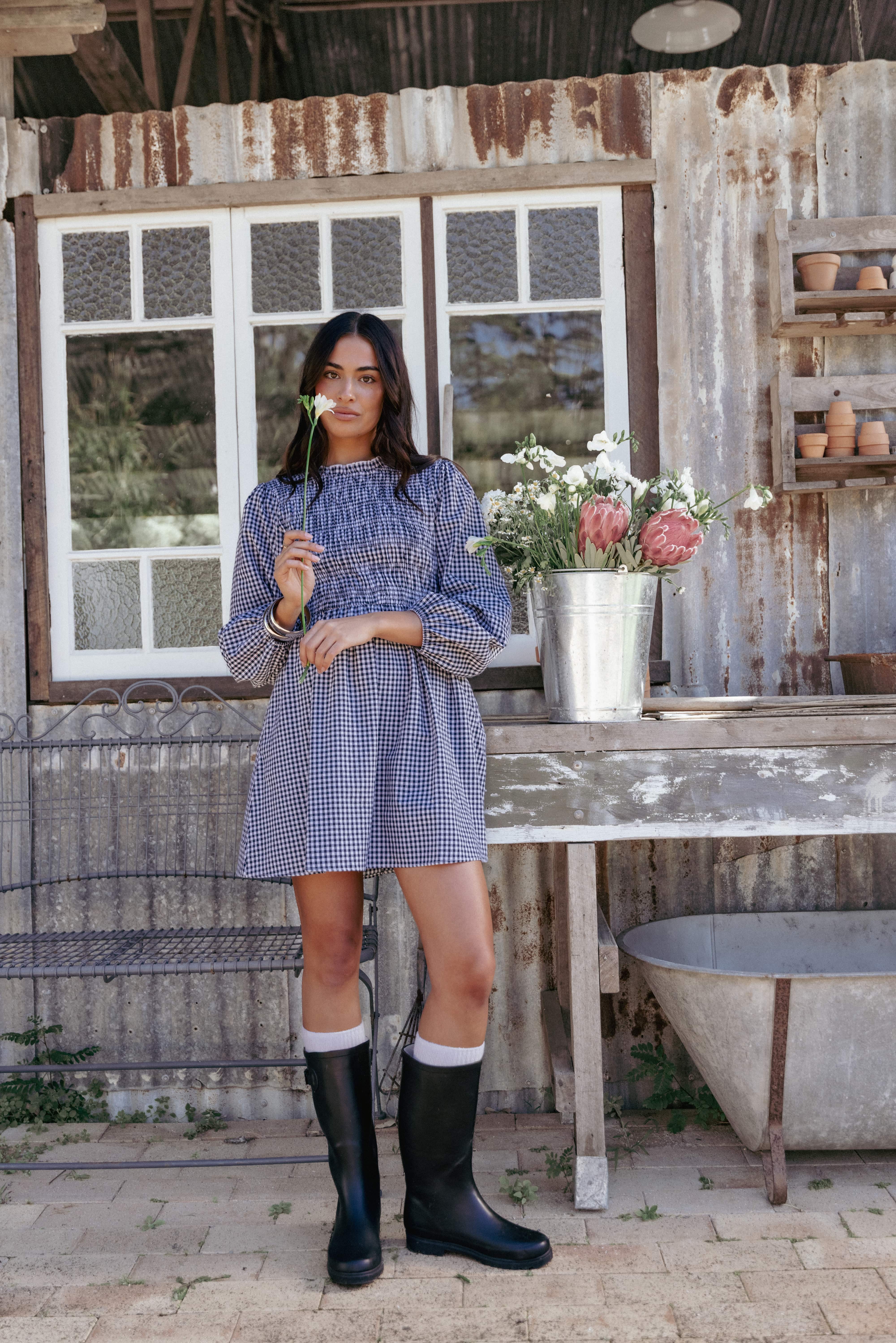 Arrange Gingham Mini Dress NAVY Mサイズ Jessen Long Sleeve Mini Dress - Navy Gingham | Petal & Pup