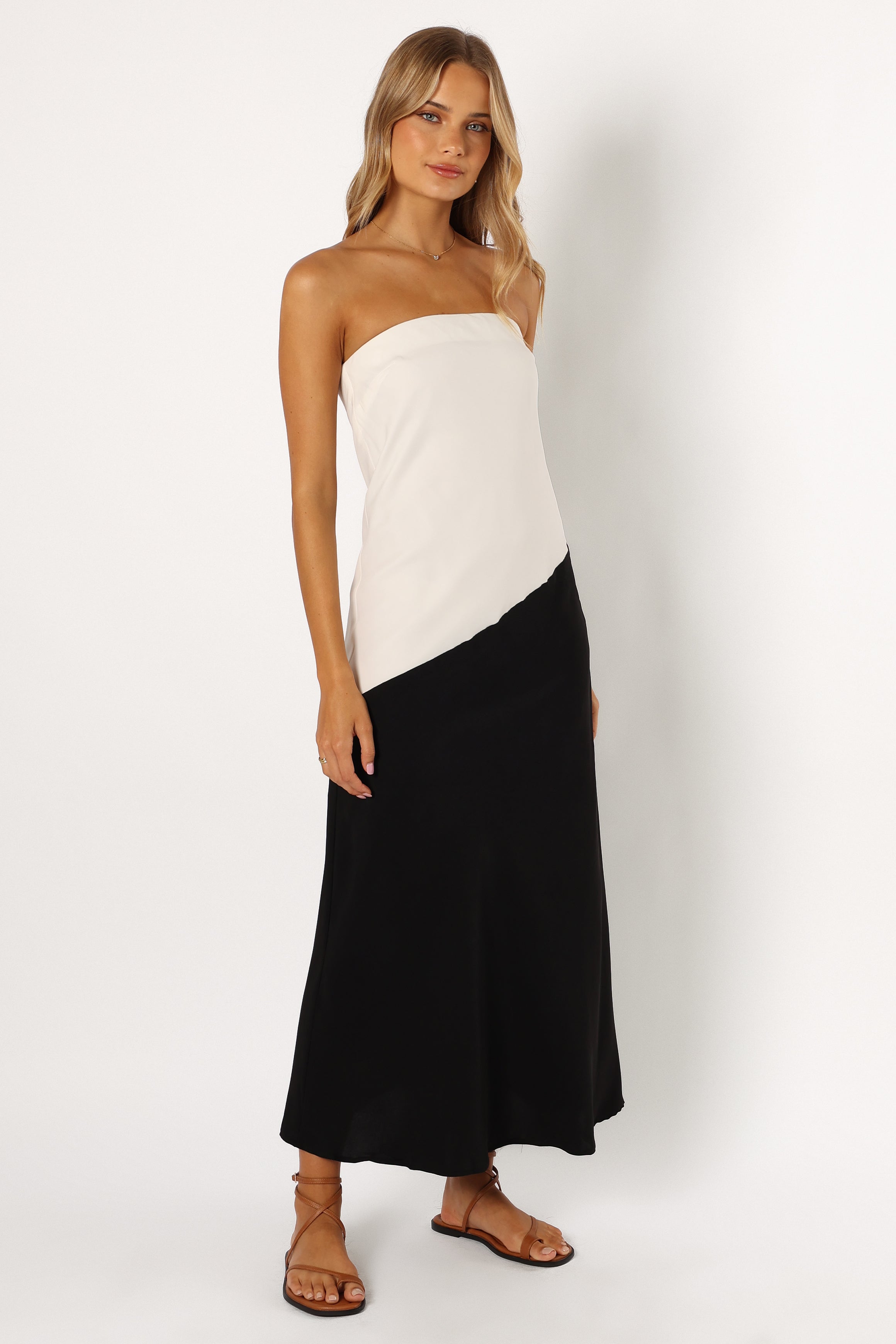 DRESSES @Joanna Maxi Dress - White Black