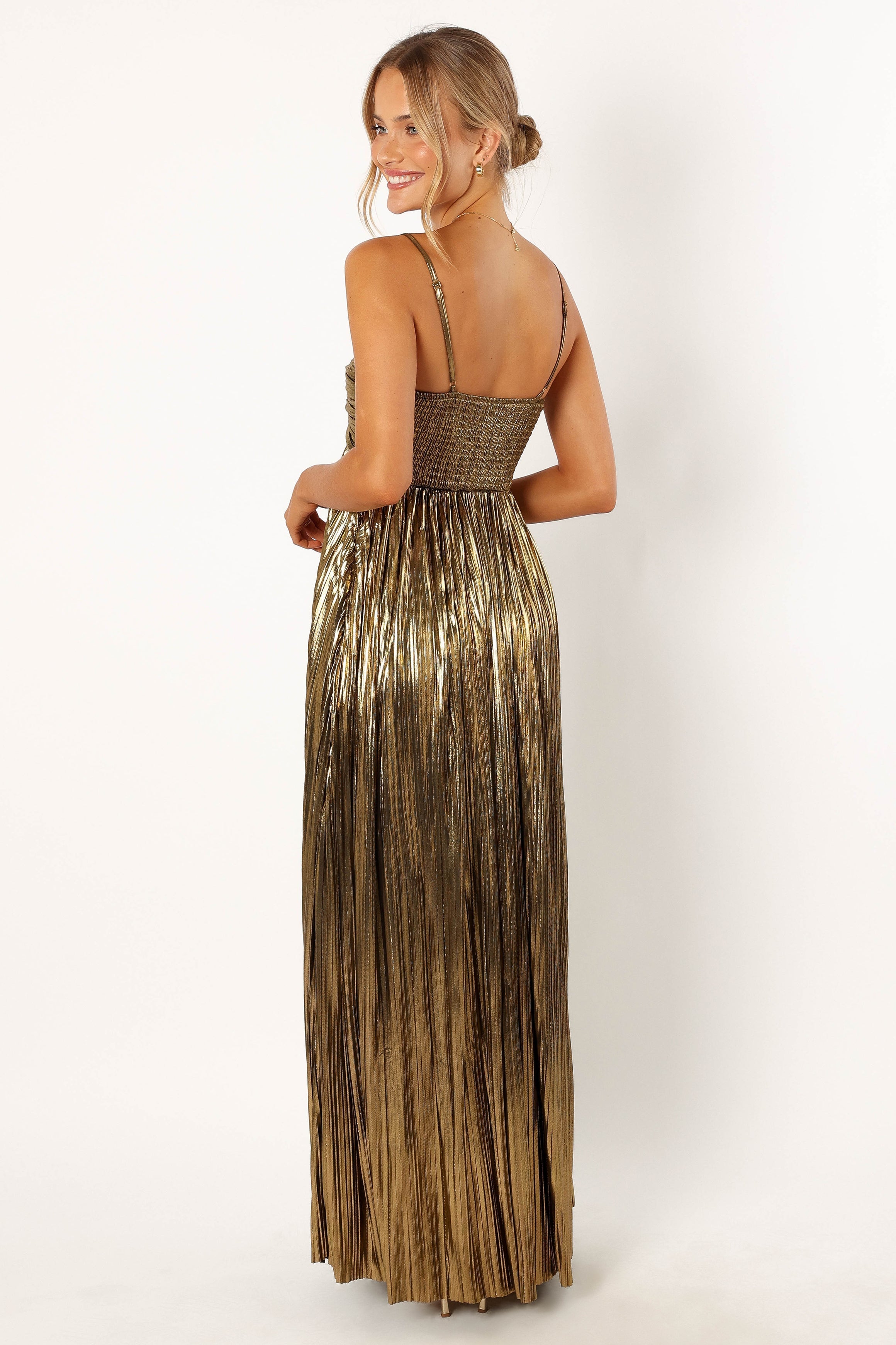 DRESSES @Kanthro Pleated Maxi Dress - Gold