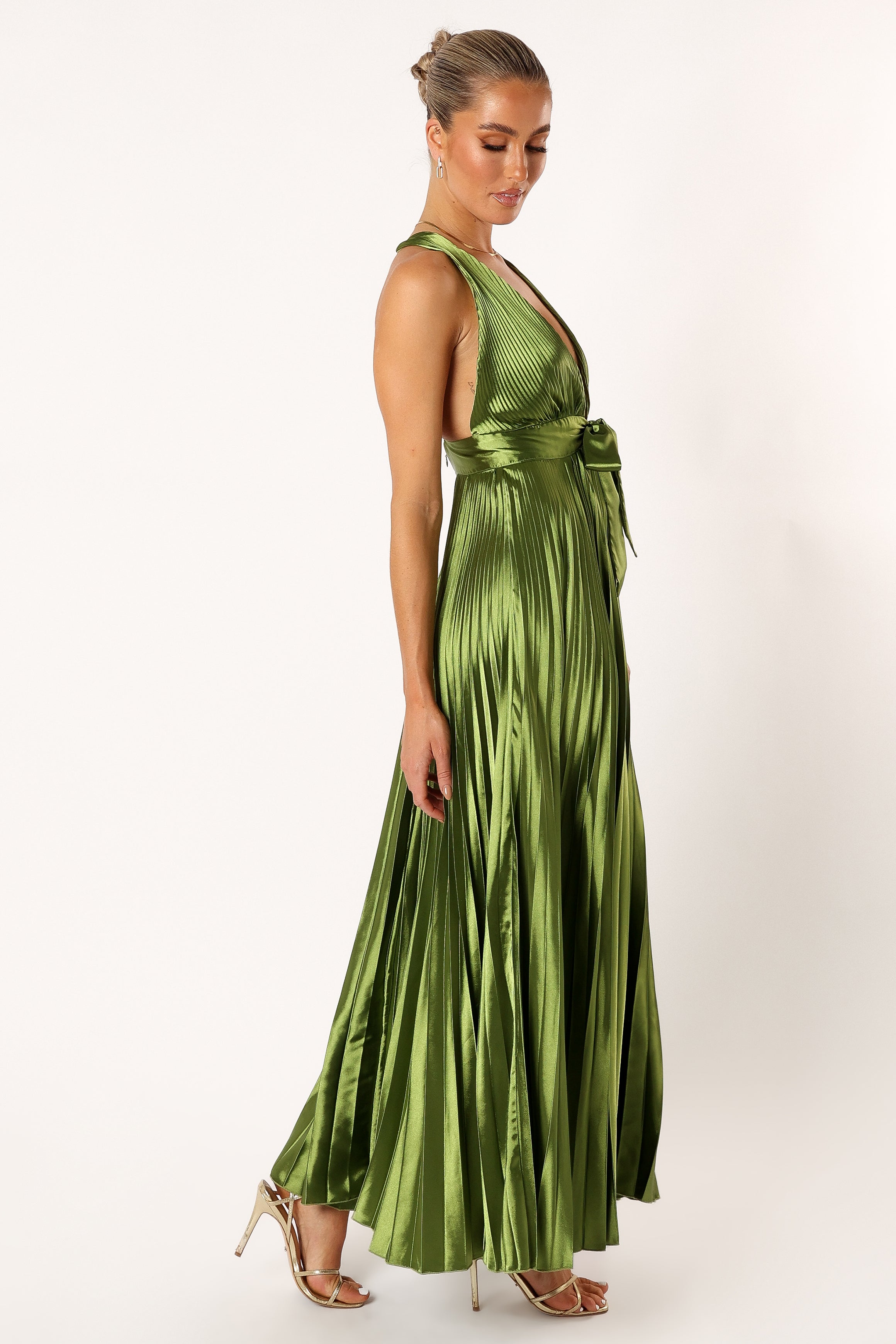 DRESSES @Kris Pleated Maxi Dress - Martini Olive