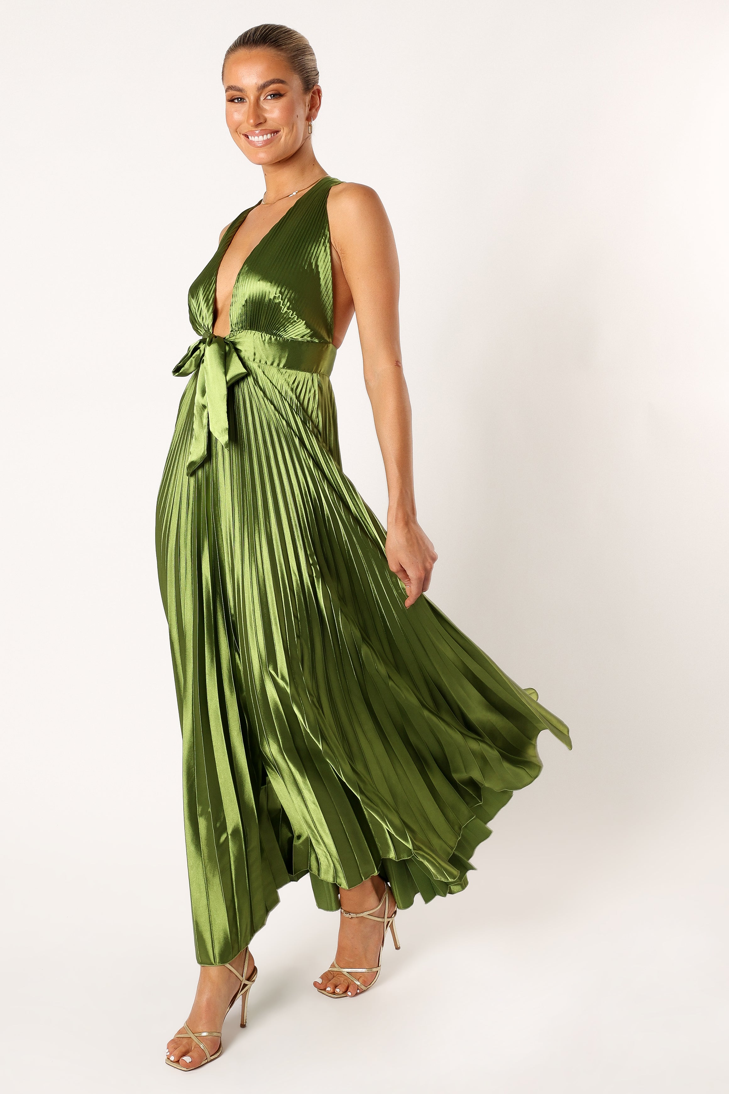 DRESSES @Kris Pleated Maxi Dress - Martini Olive