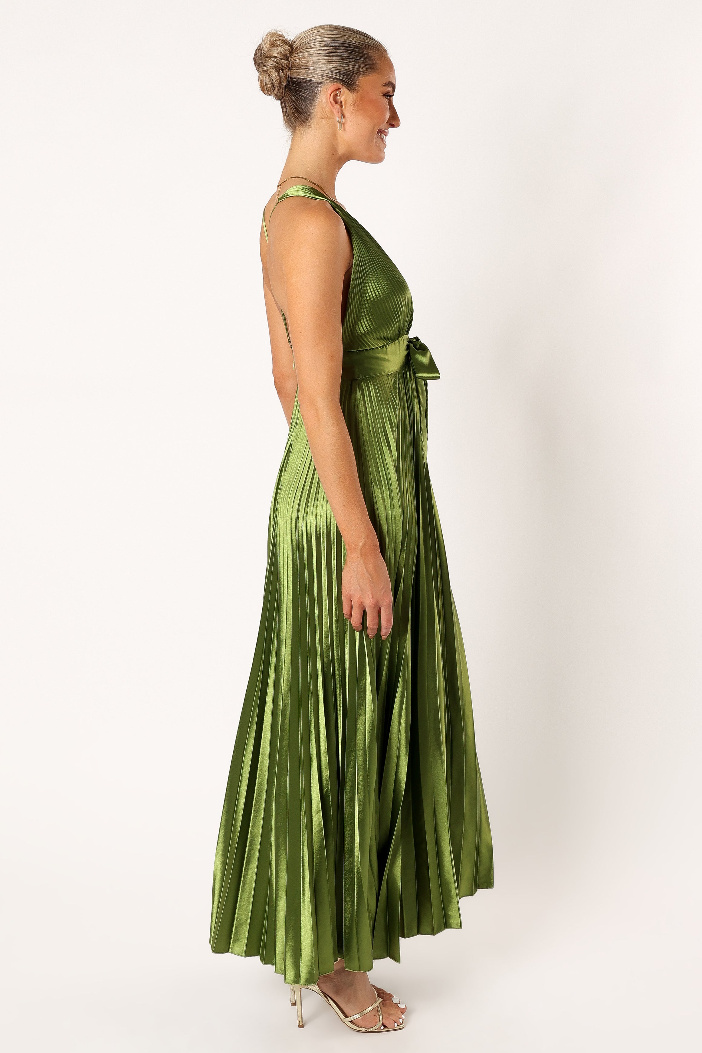 DRESSES @Kris Pleated Maxi Dress - Martini Olive