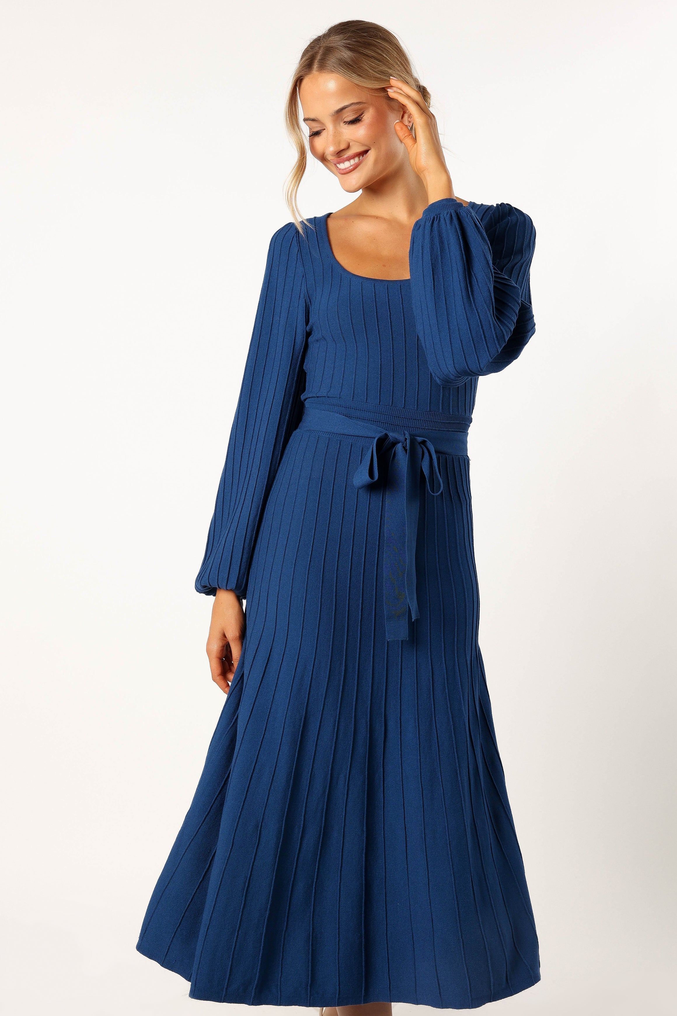 DRESSES @Lexi Longsleeve Midi Dress - Blue