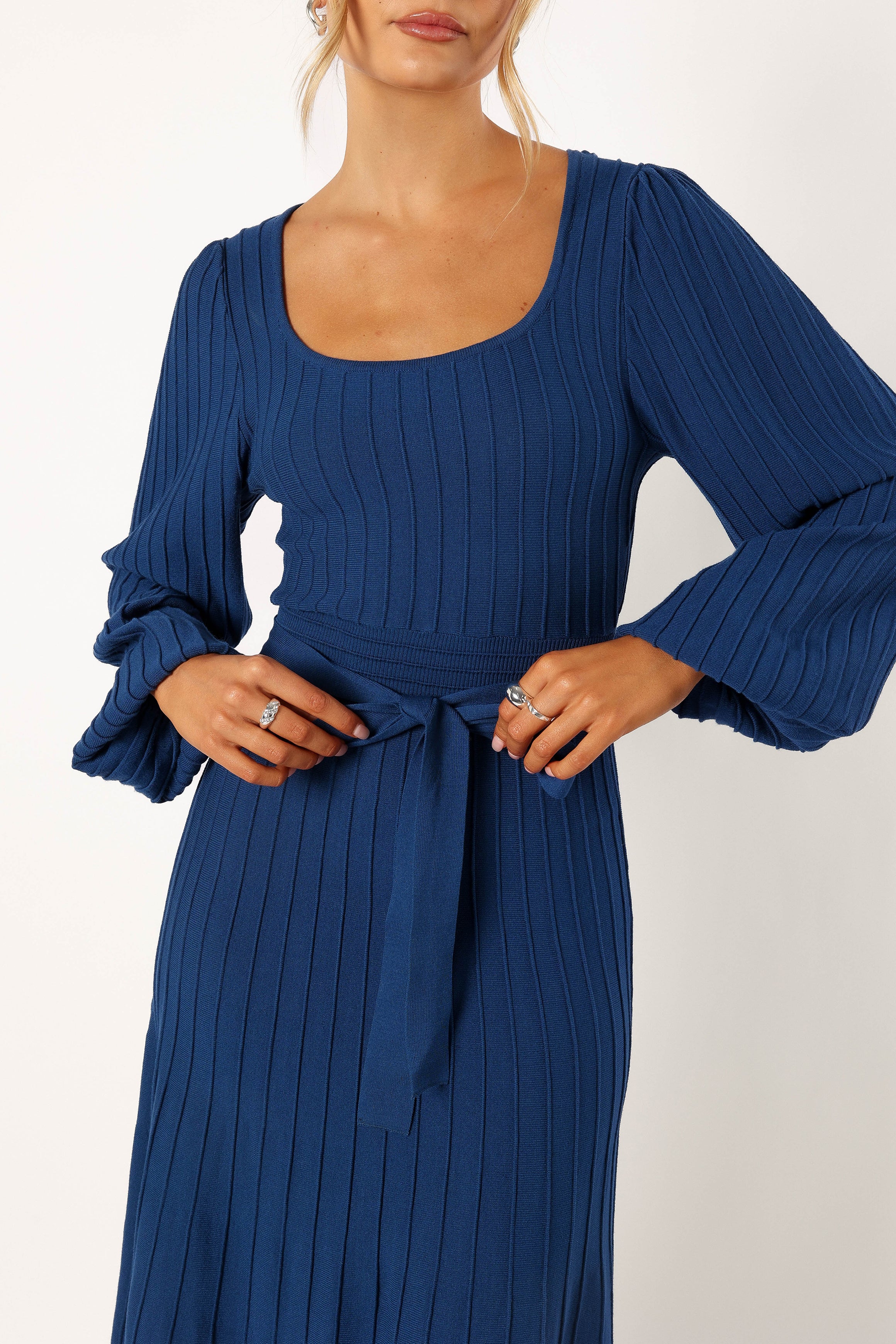 DRESSES @Lexi Longsleeve Midi Dress - Blue