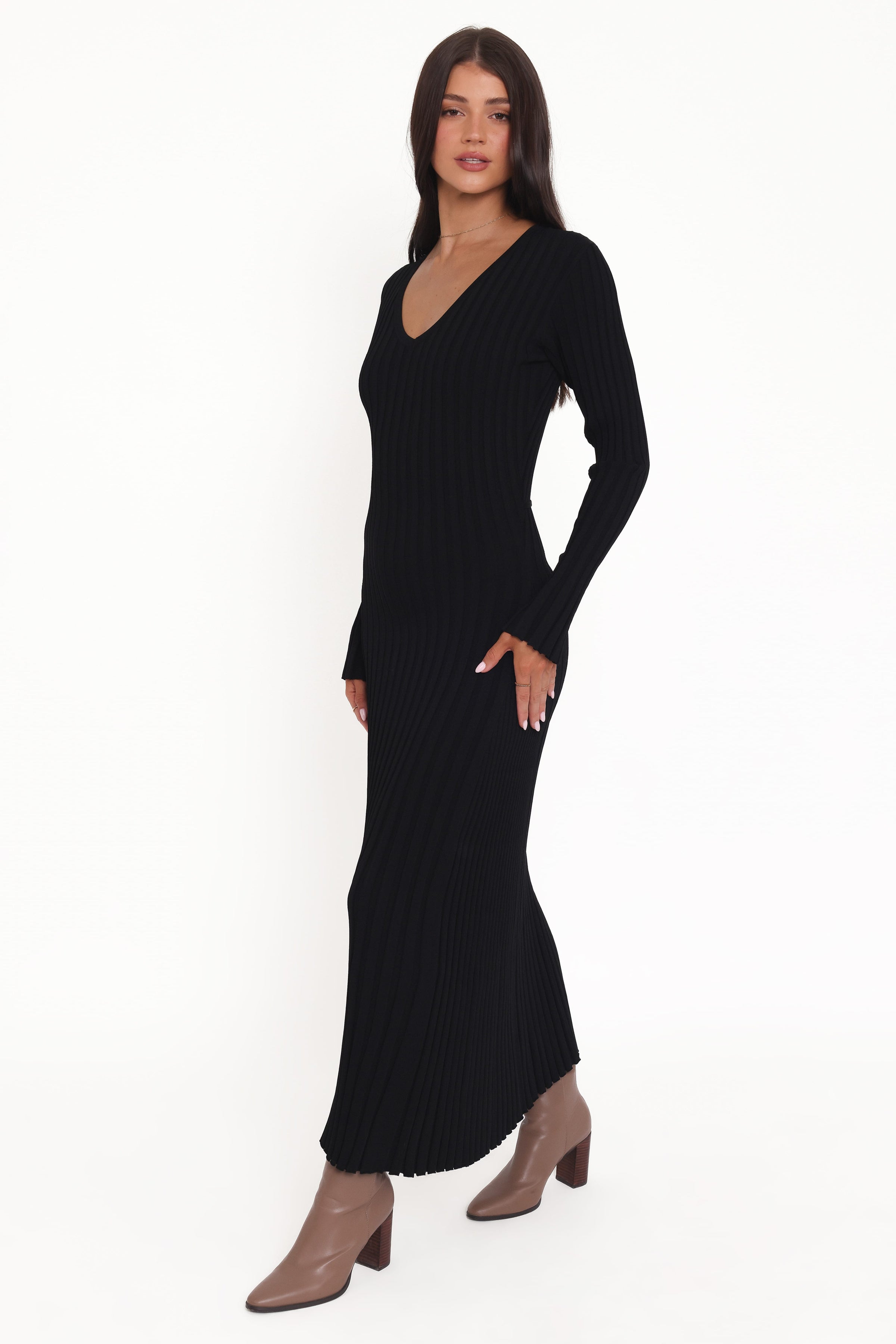 DRESSES Lina Long Sleeve Maxi Dress - Black