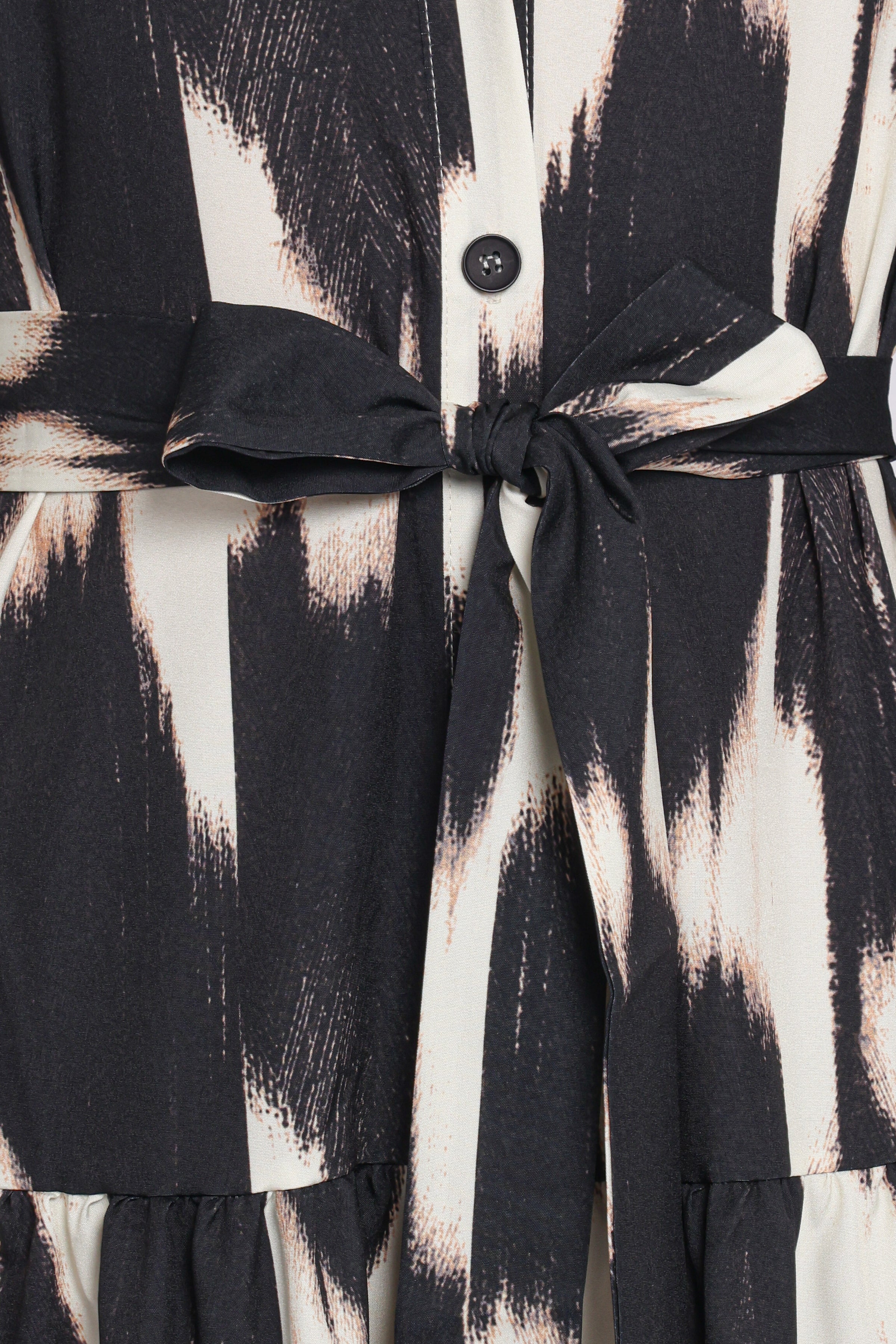 DRESSES Lincoln Long Sleeve Maxi Dress - Black Print