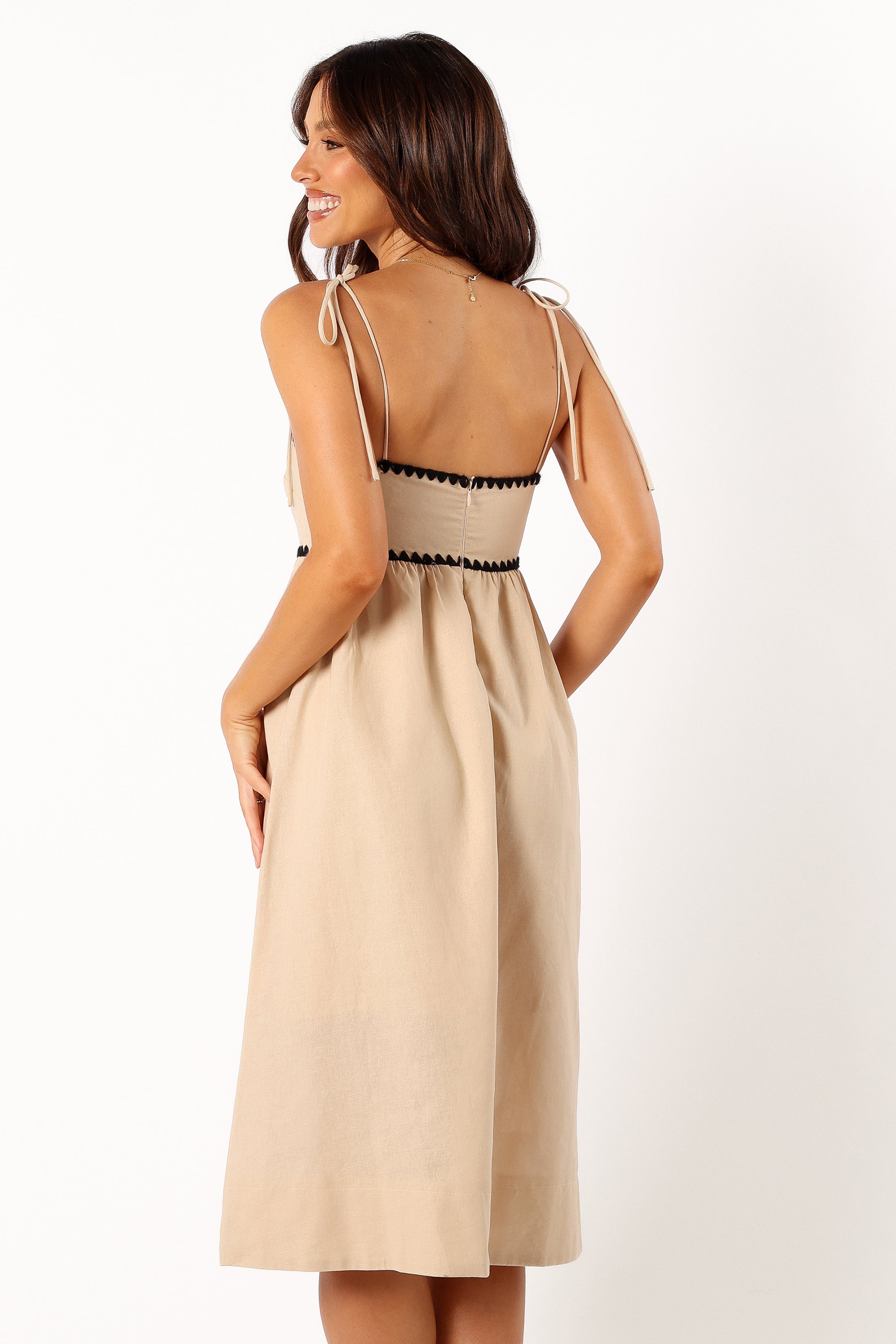 DRESSES @Lino Contrast Trim Midi Dress - Cream Black