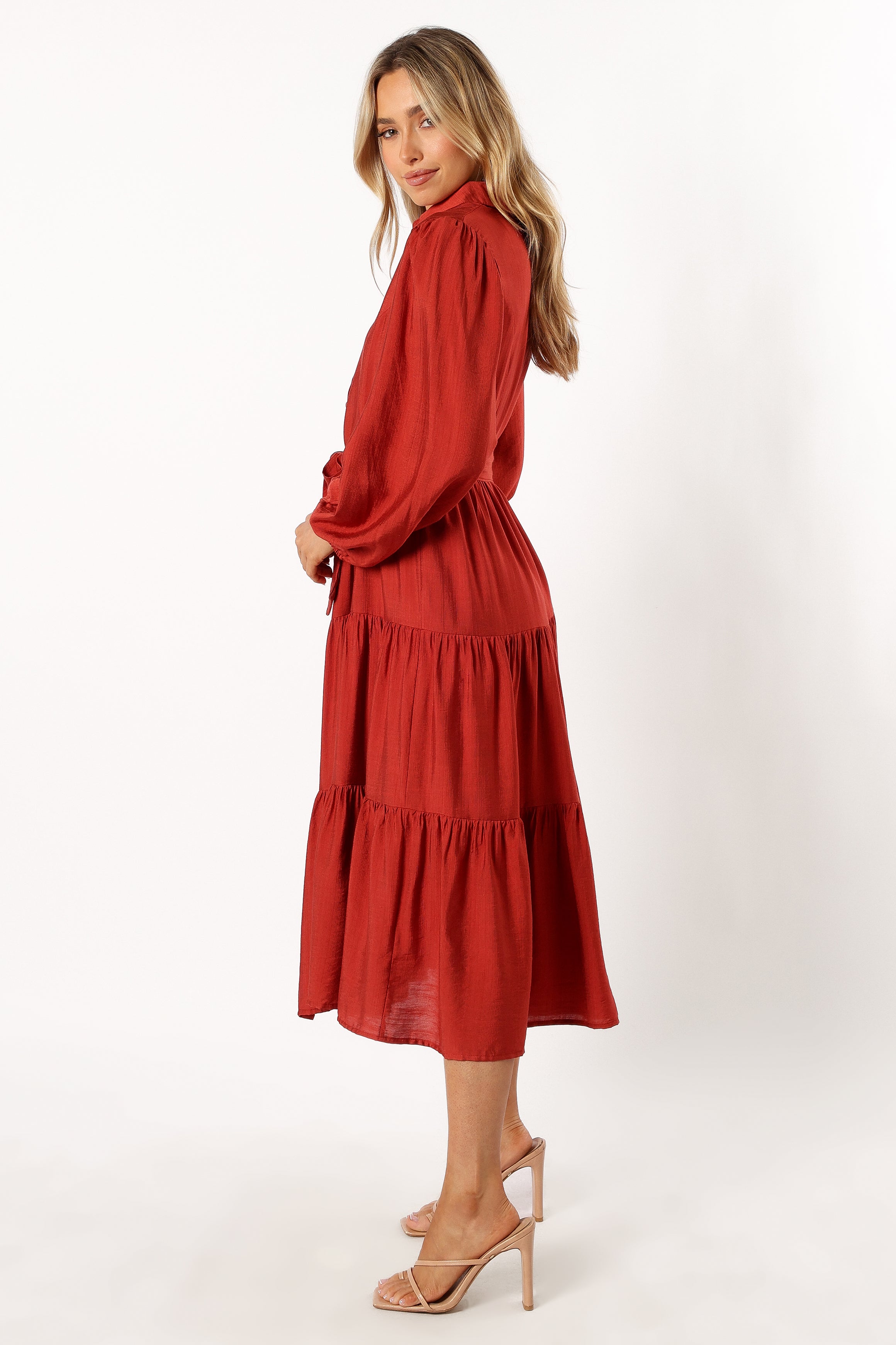 DRESSES @Mattie Long Sleeve Midi Dress - Rust