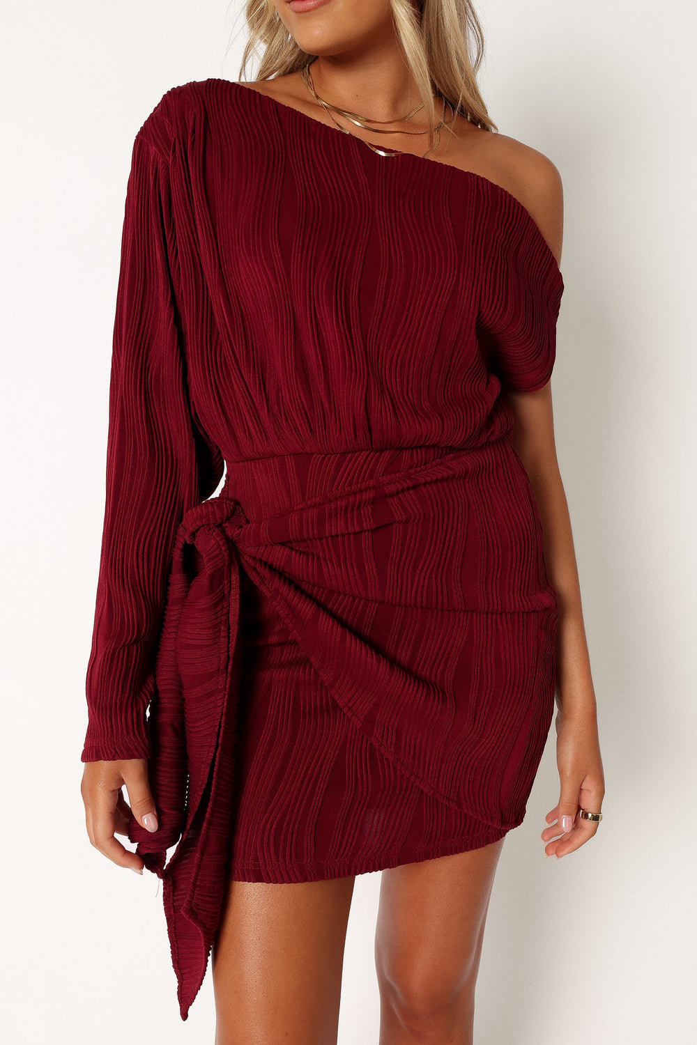 DRESSES @Micki One Shoulder Mini Dress - Wine