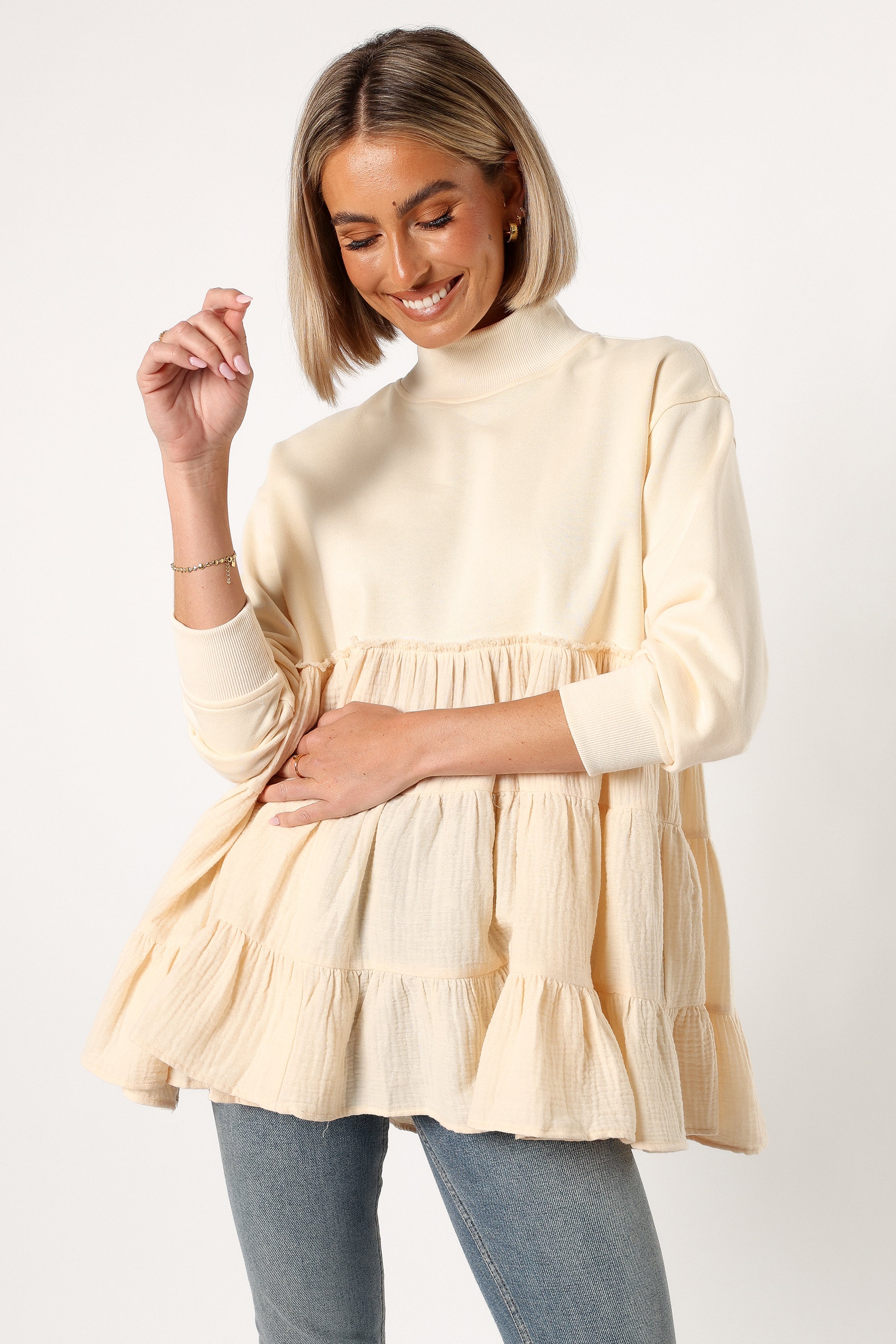 DRESSES @Minia Longsleeve Mini Dress - Cream