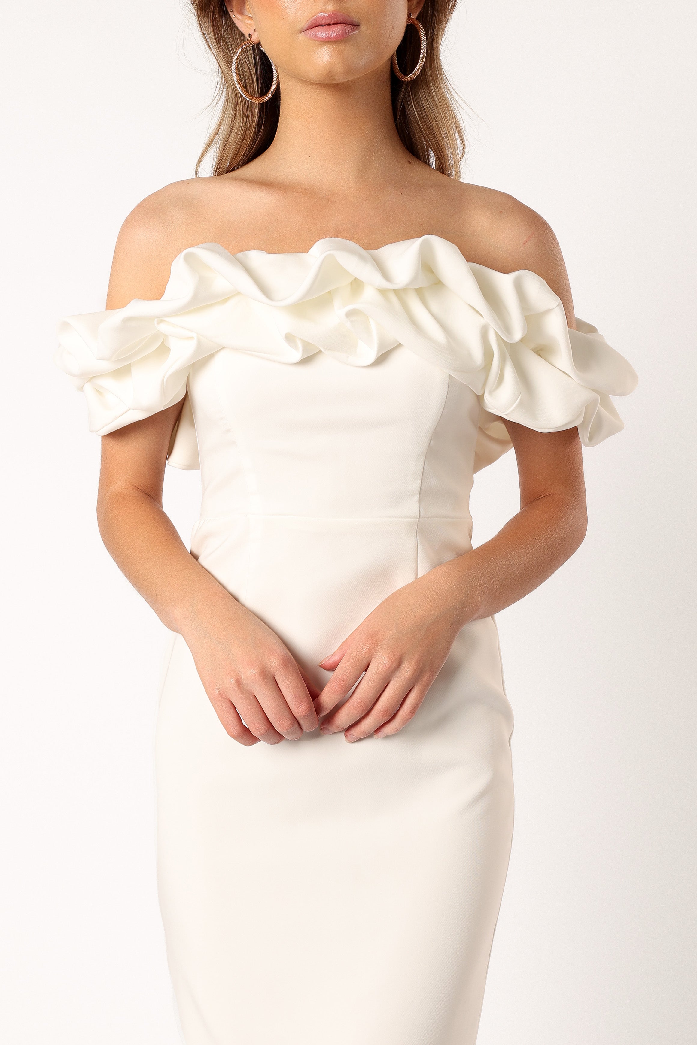 DRESSES @Phoebe Off Shoulder Midi Dress - White