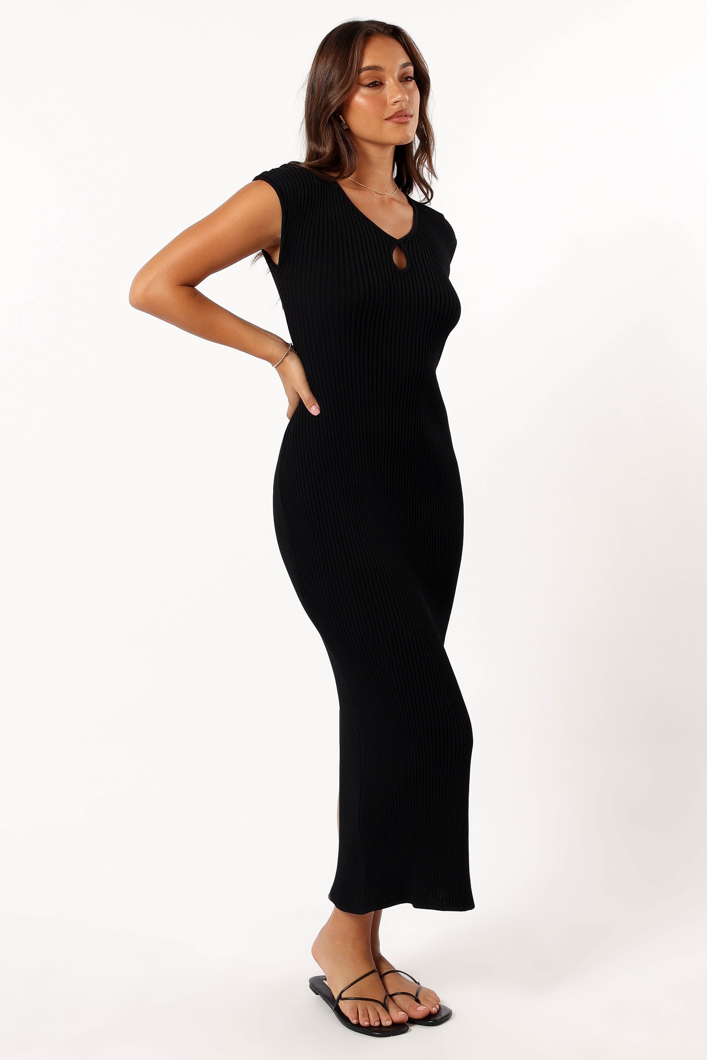 DRESSES @Robin Midi Dress - Black