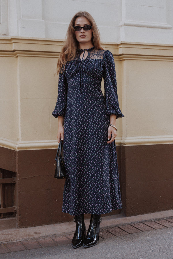 DRESSES Tillie Long Sleeve Maxi Dress - Navy Tulip Floral