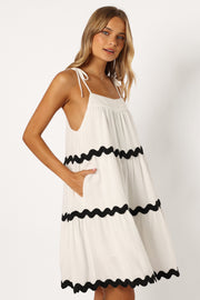 DRESSES @Uma Mini Dress - White Black