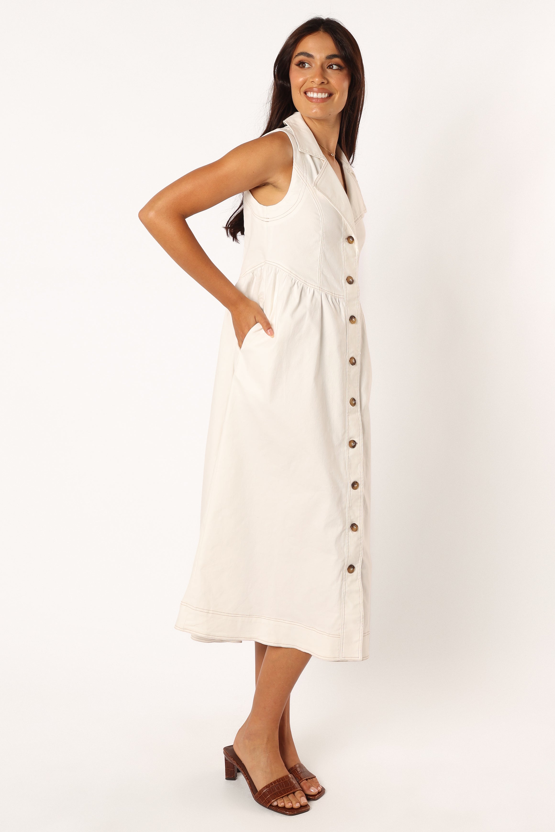 DRESSES @Umeko Midi Dress - White