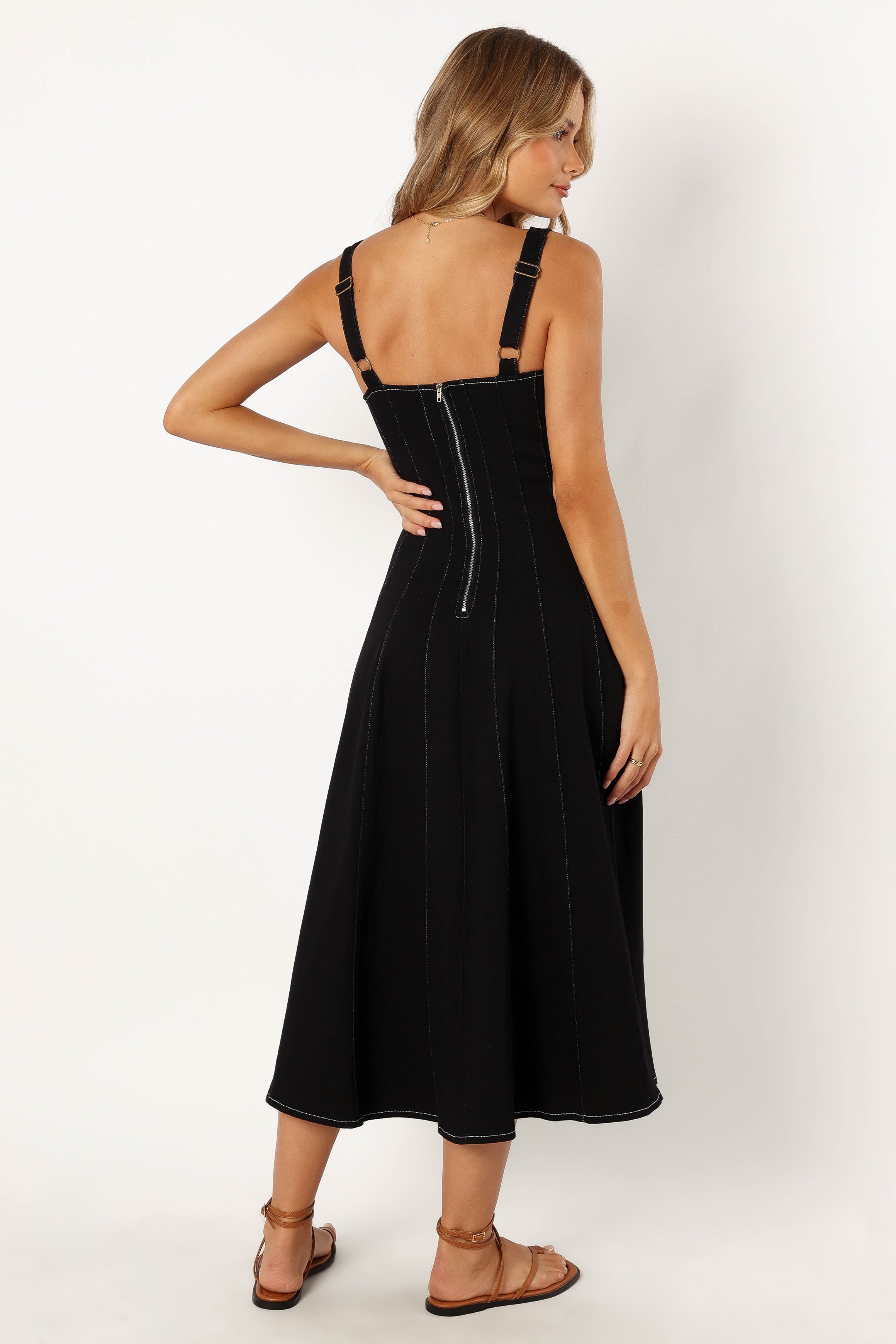 DRESSES @Una Midi Dress - Black