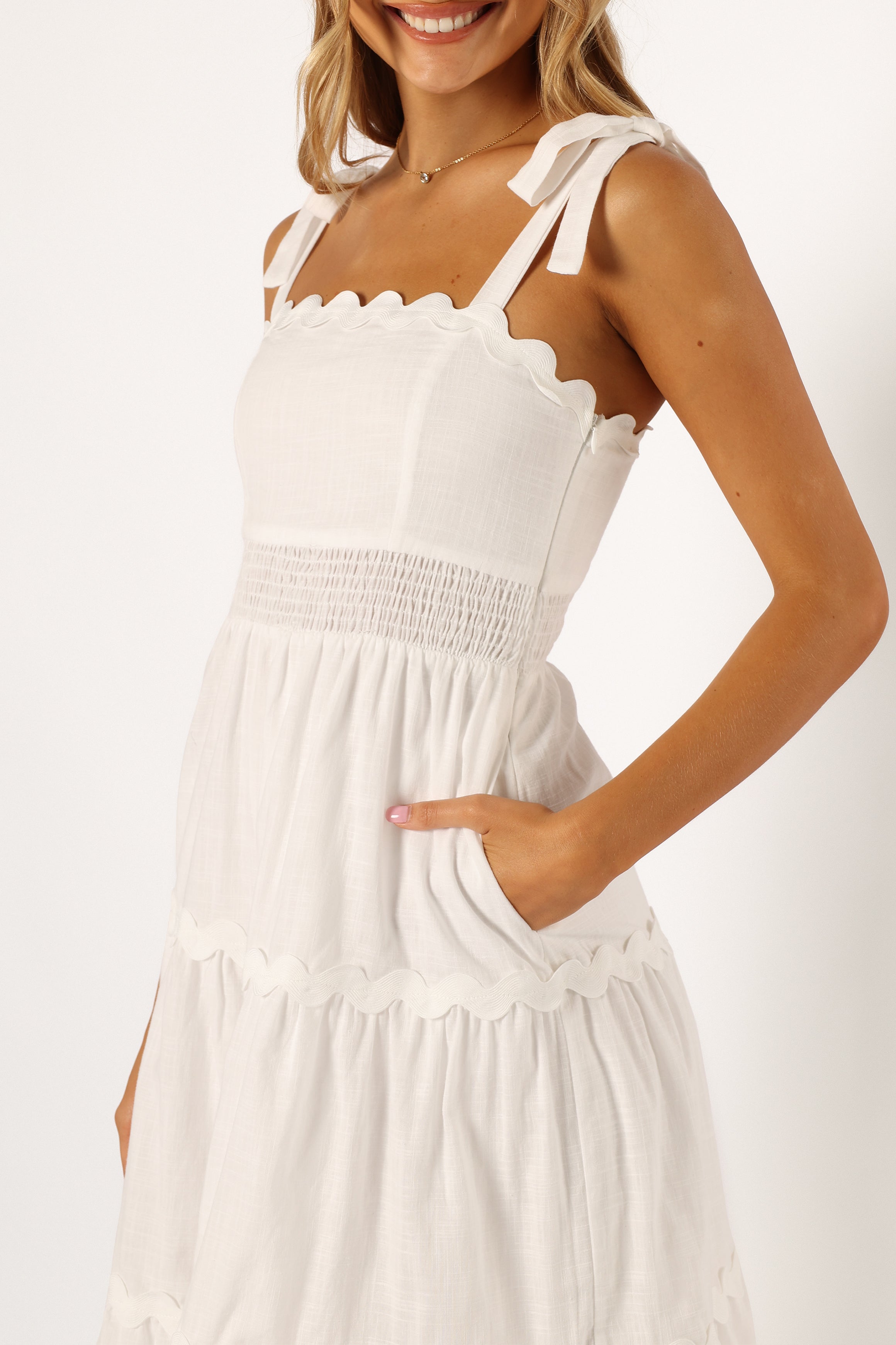 DRESSES @Urmi Midi Dress - White