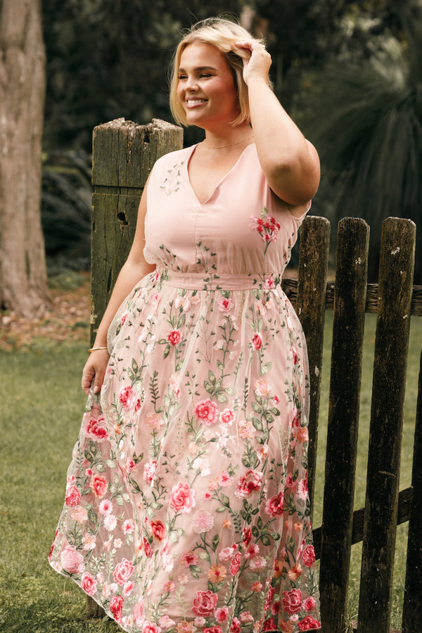 DRESSES Wonderland Midi Dress - Pink Floral