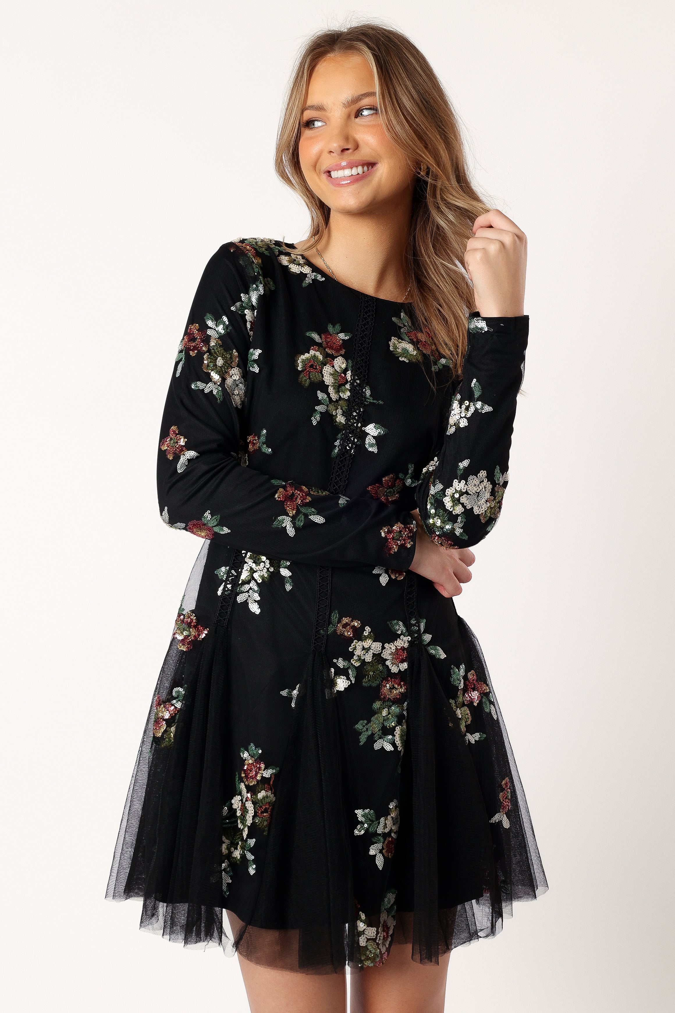 DRESSES @Woodsen Longsleeve Mini Dress - Black Floral