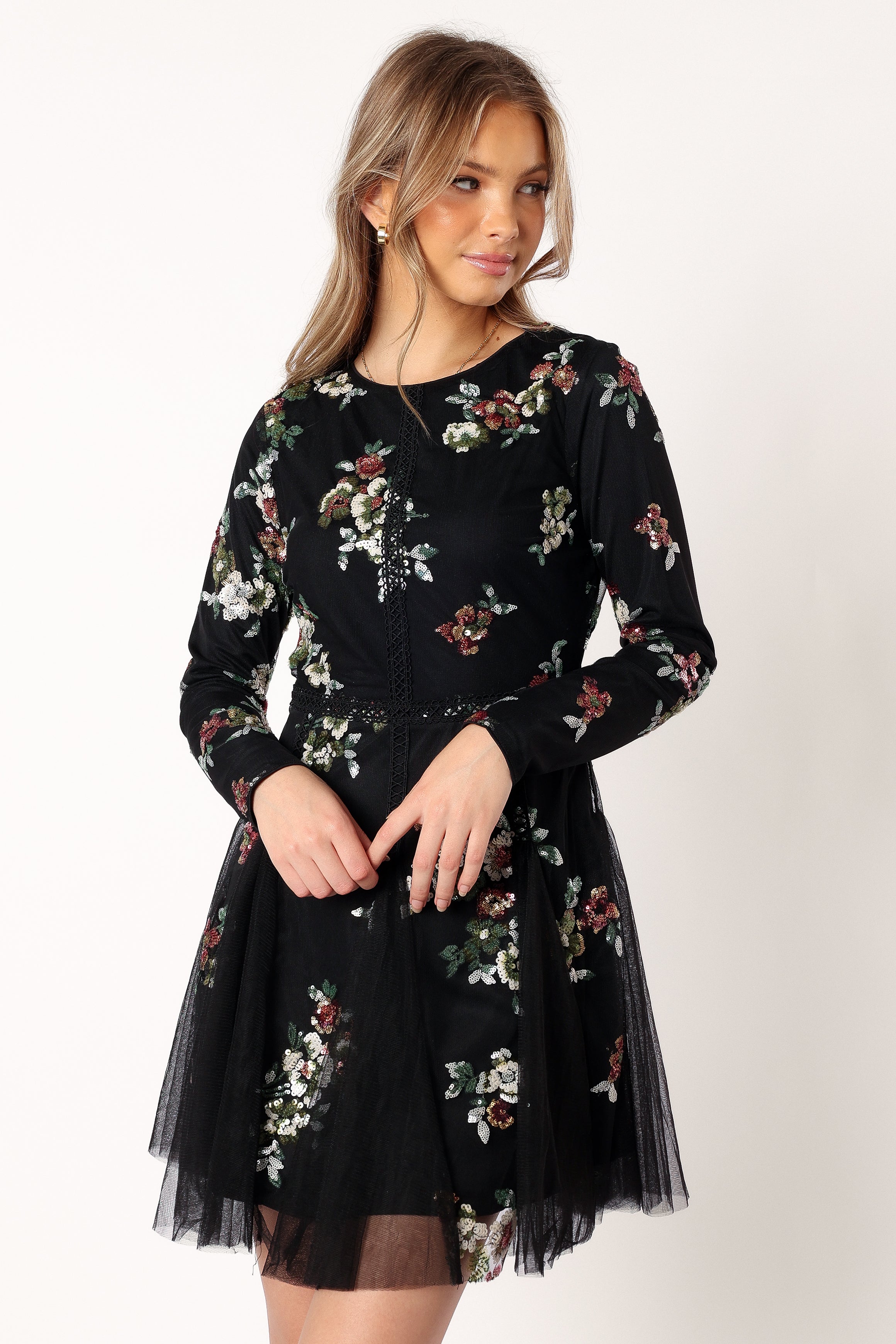 DRESSES @Woodsen Longsleeve Mini Dress - Black Floral