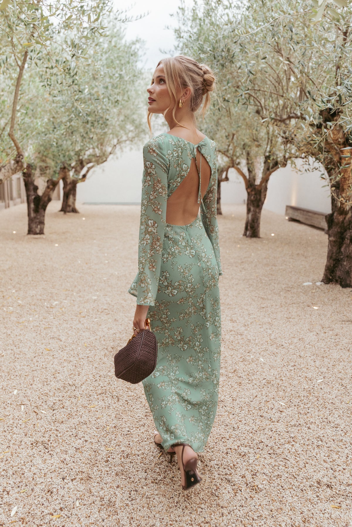 sage green maxi dress Yolanda Long Sleeve - Floral Size Ladies Mesh Jersey:XXL Taylor Women's V-Neck Smocked-Waist arched Dont know how to