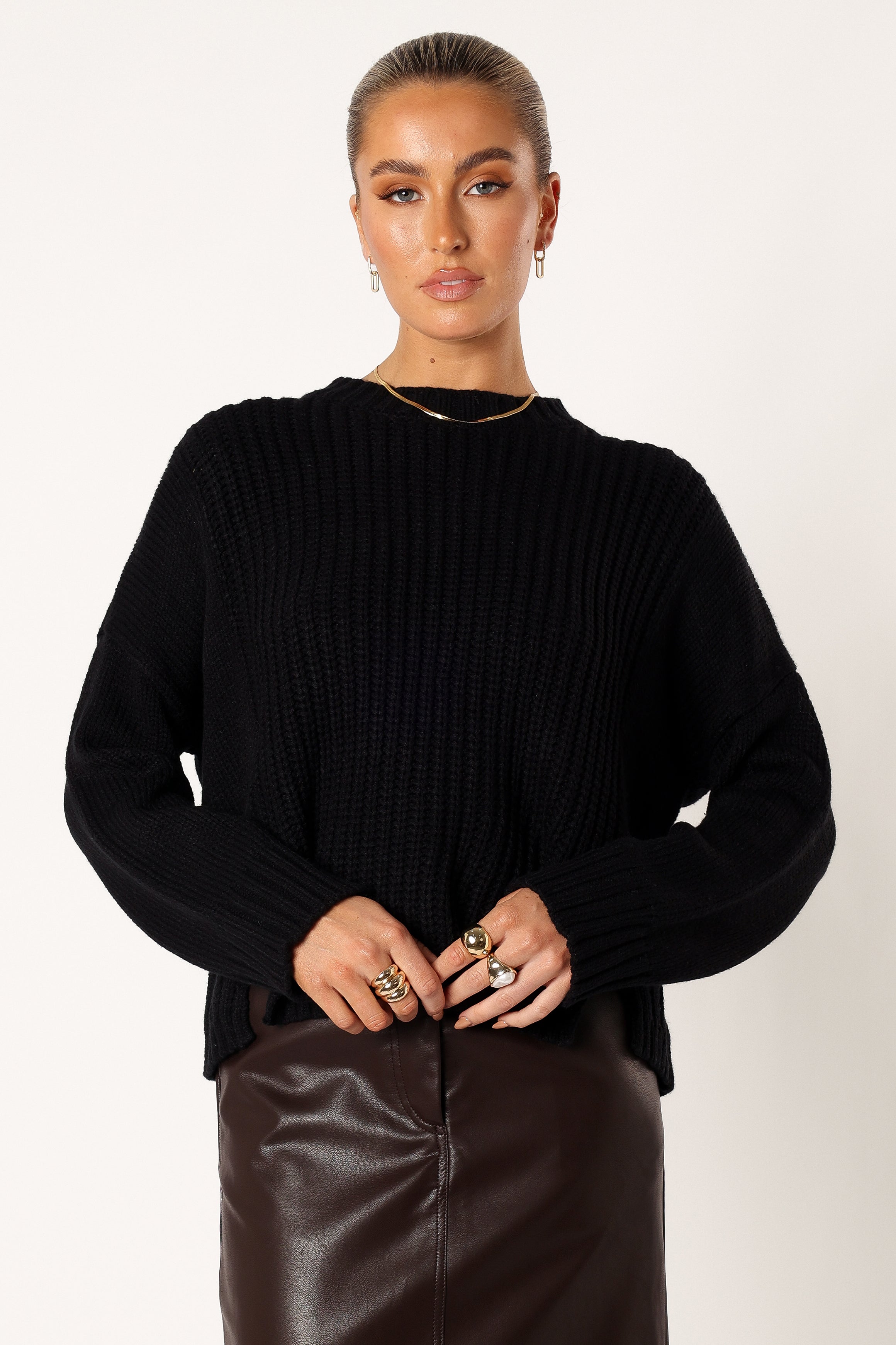 KNITWEAR @Arlette Textured Knit Sweater - Black