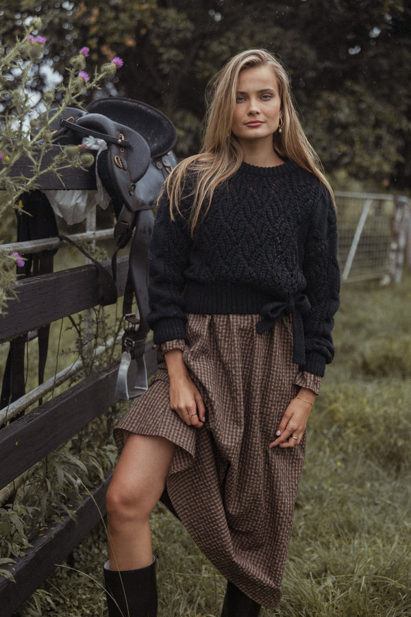 KNITWEAR Birdie Tie Side Knit Sweater - Black