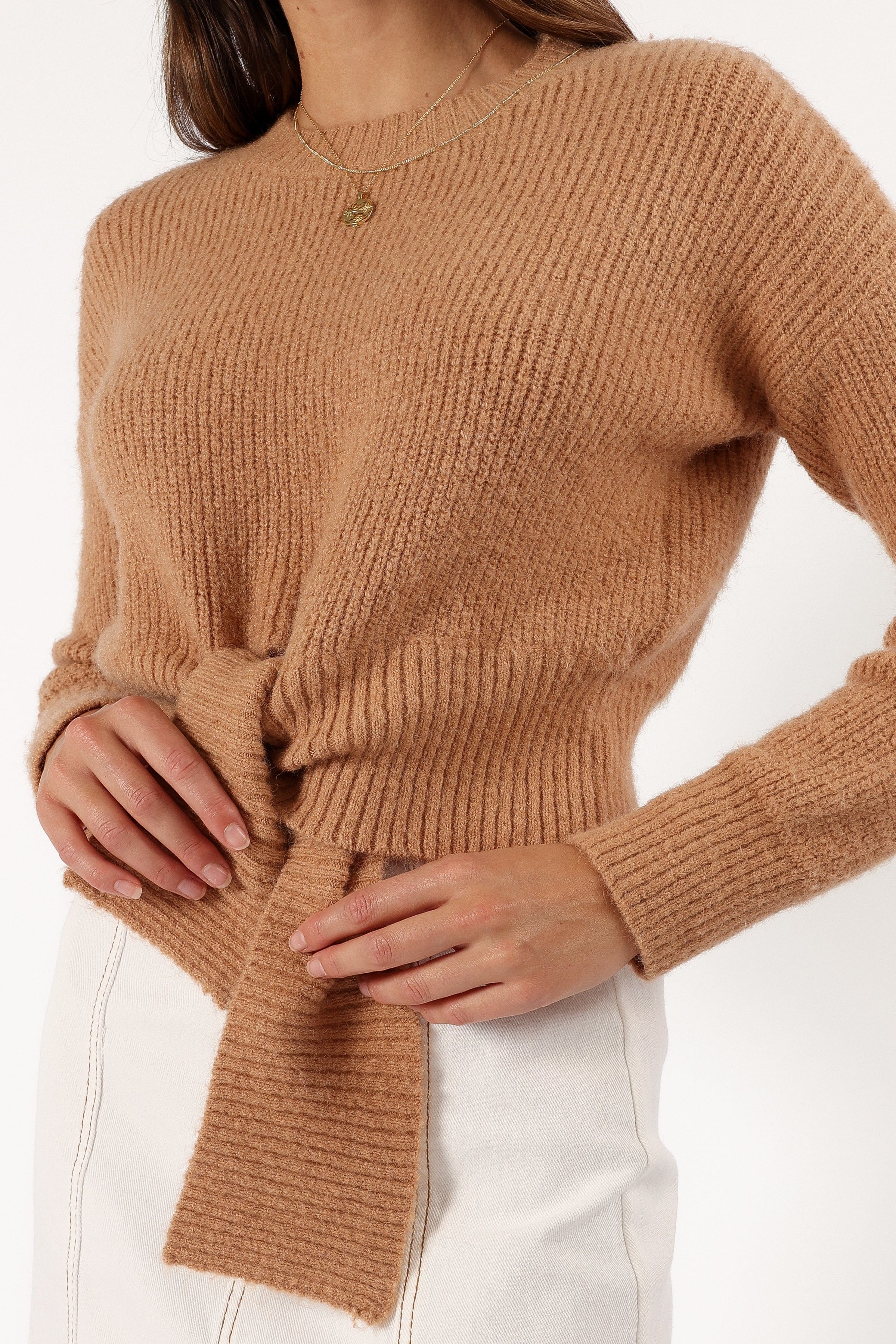 KNITWEAR Captivate Knit Sweater - Mocha