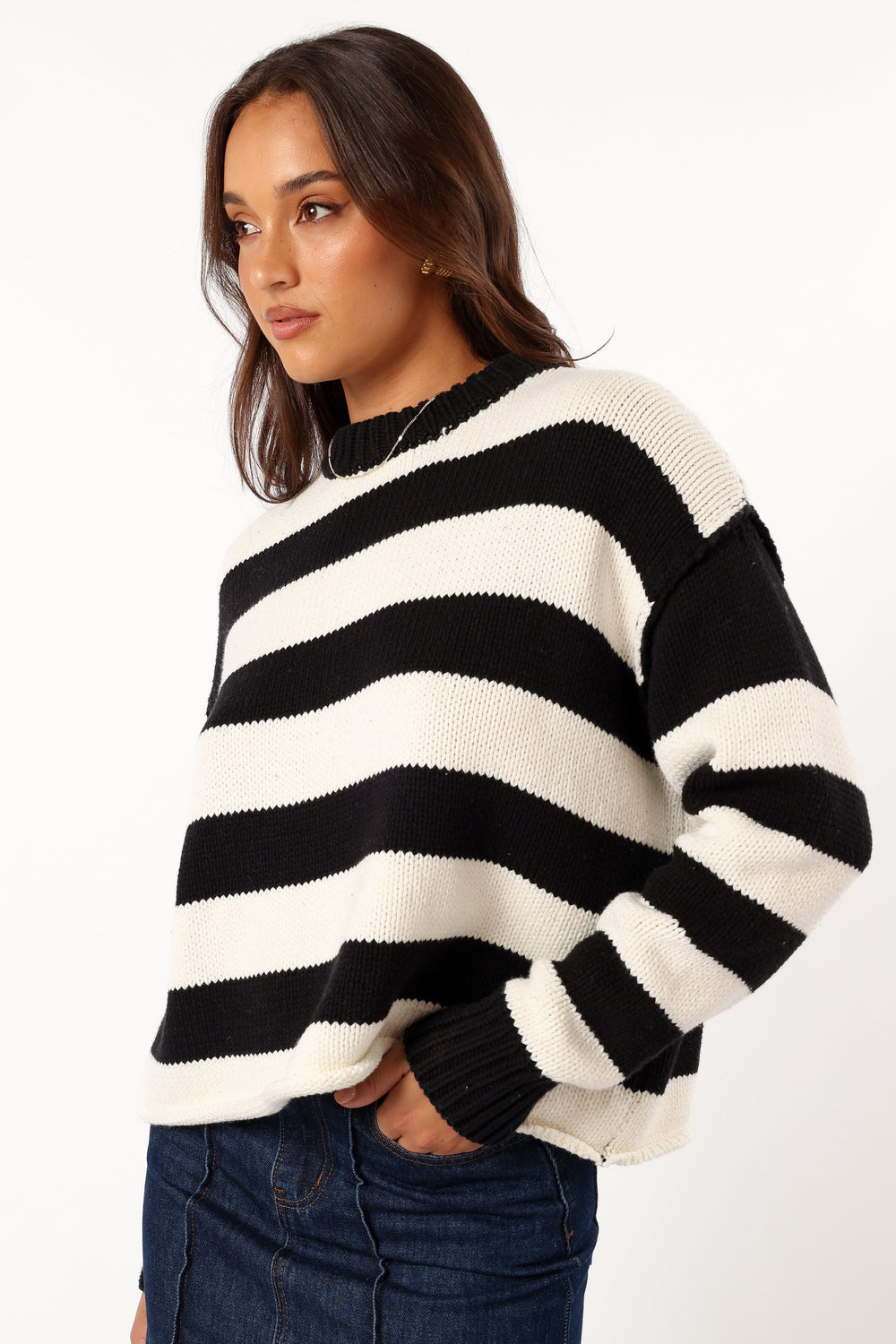 KNITWEAR Gretchen Stripe Crewneck Knit Sweater - Black