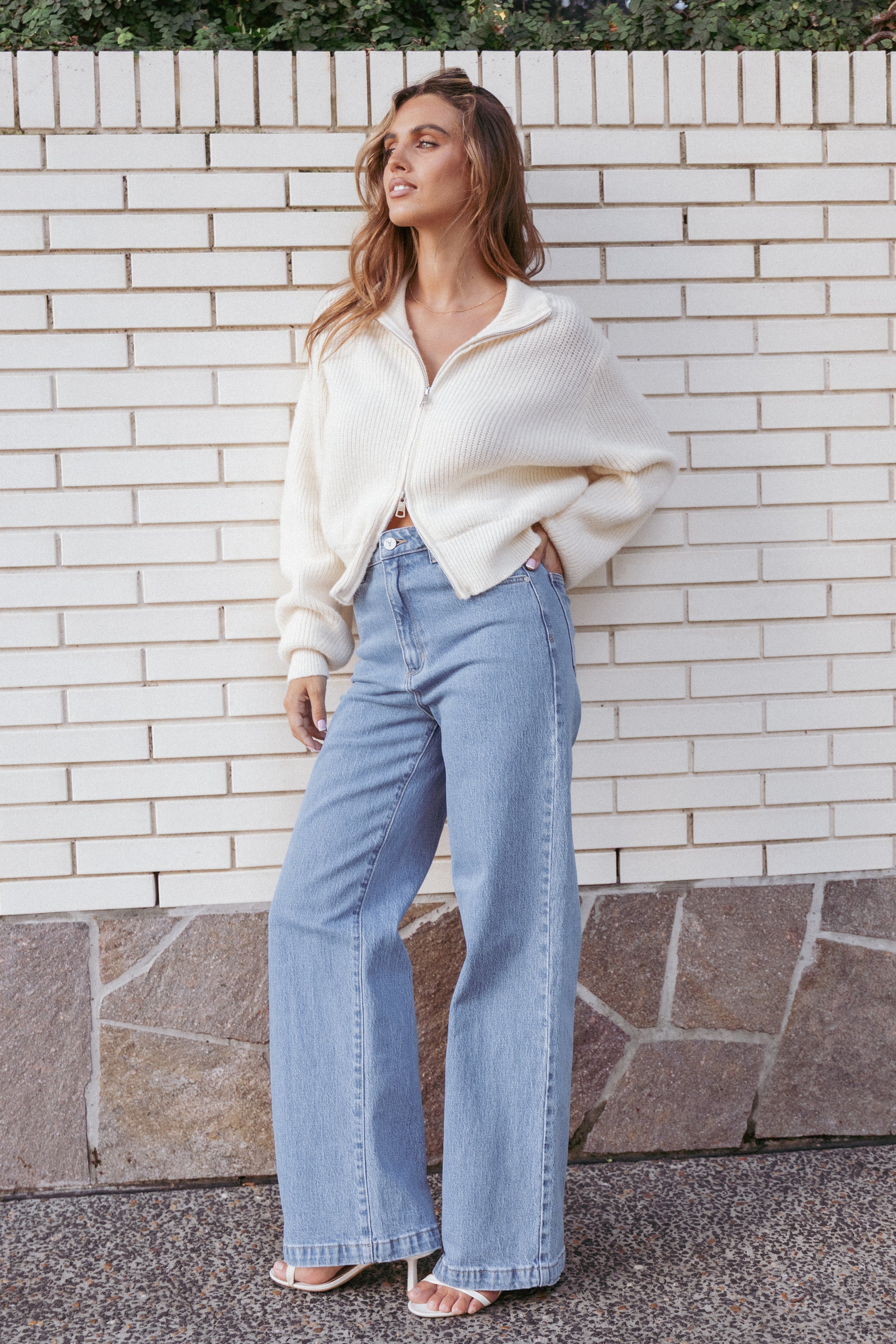 KNITWEAR Kourtney Zip Cardigan - Cream