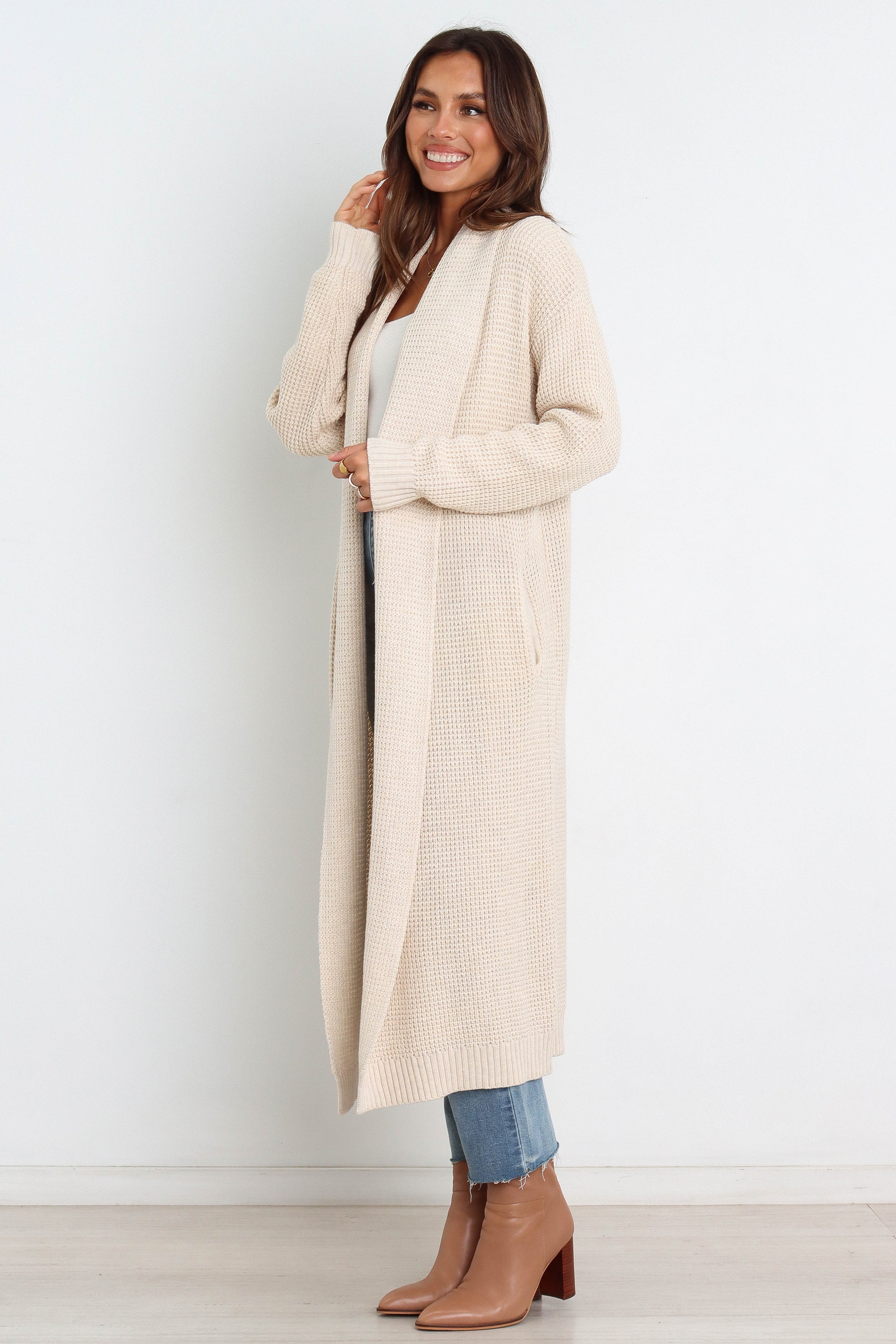 KNITWEAR Lagos Cardigan - Cream