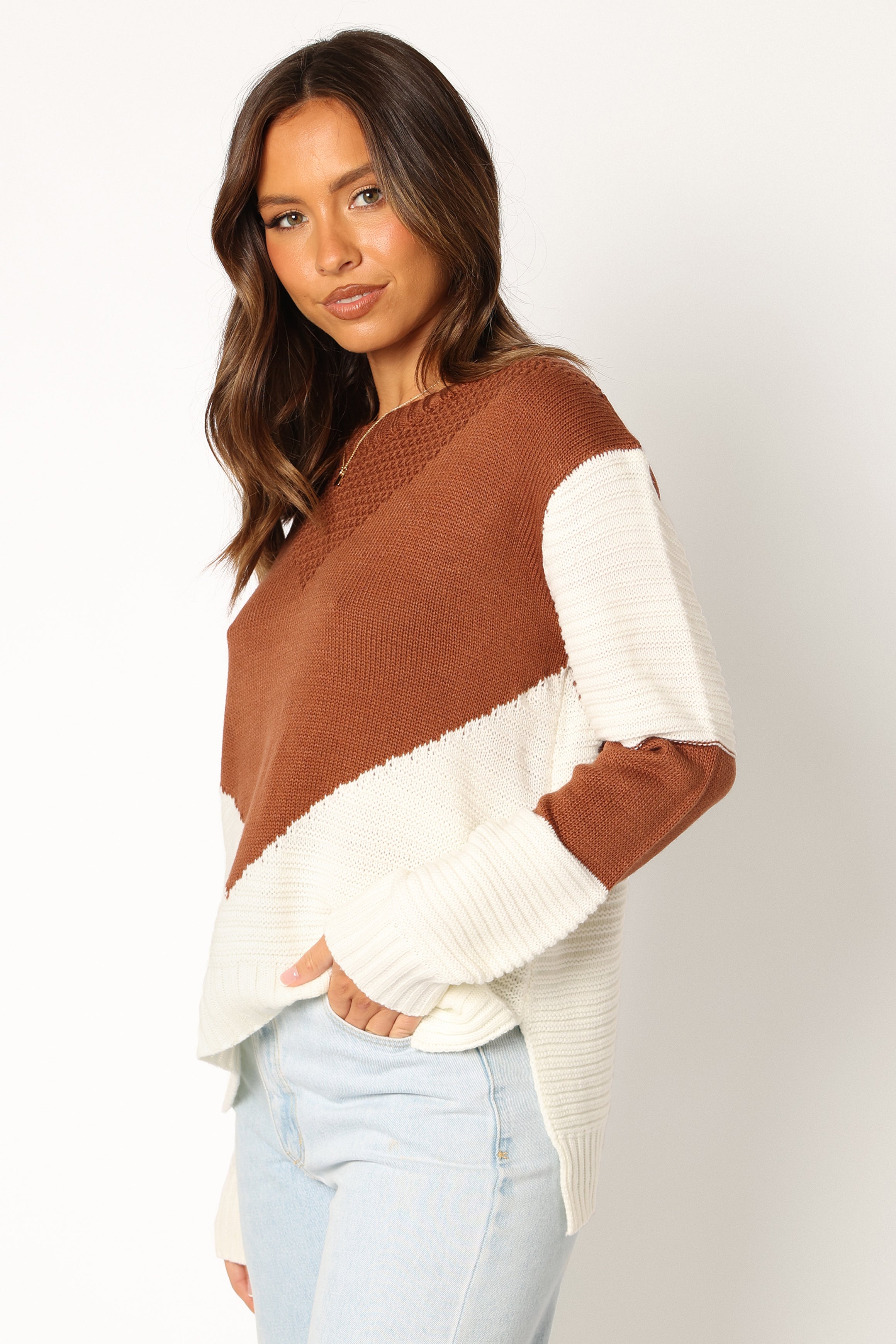 KNITWEAR @Lauryn Knit Sweater - Ivory/Camel