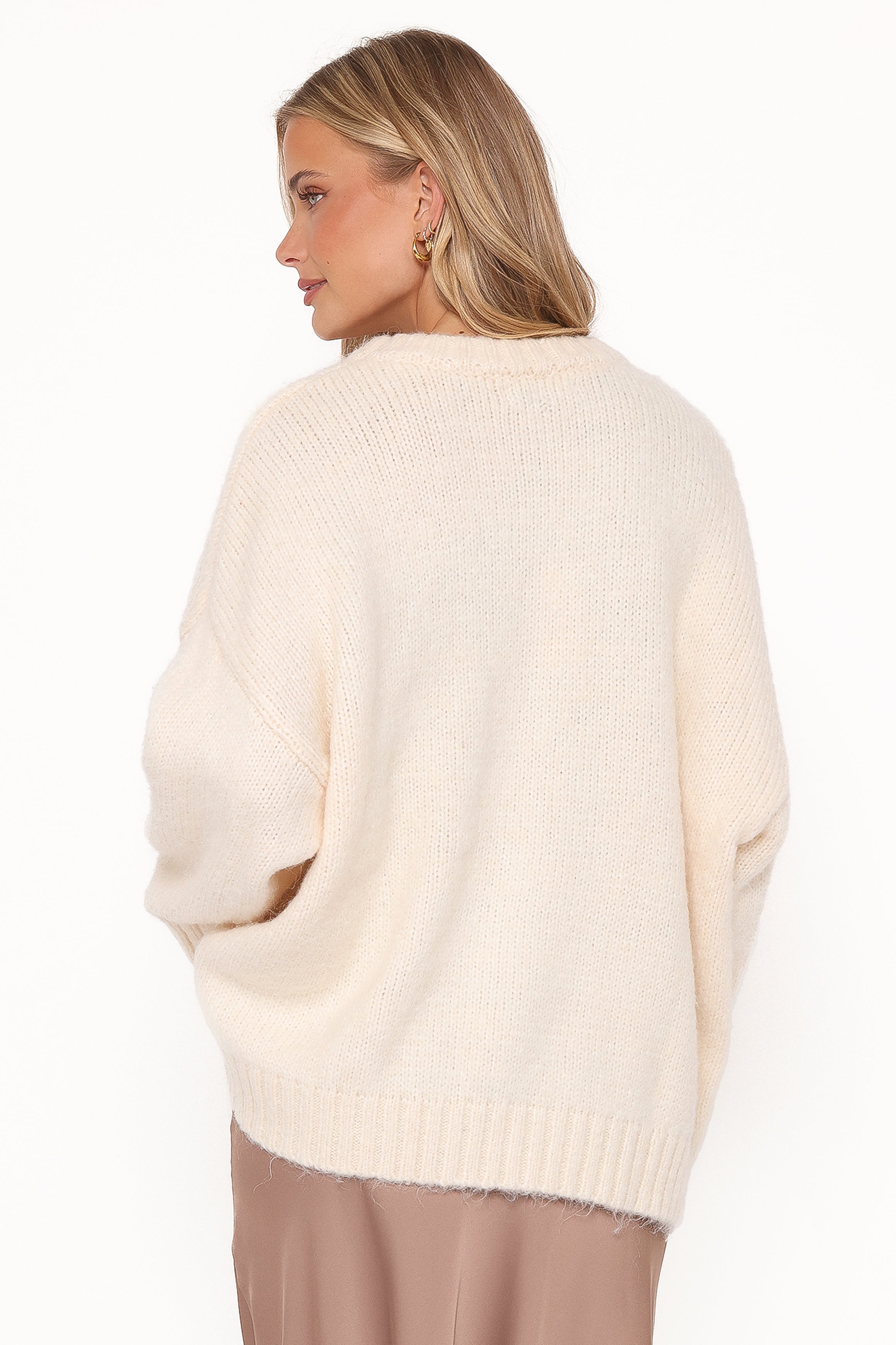 KNITWEAR Lloyd Oversized Crew Knit Sweater - Cream