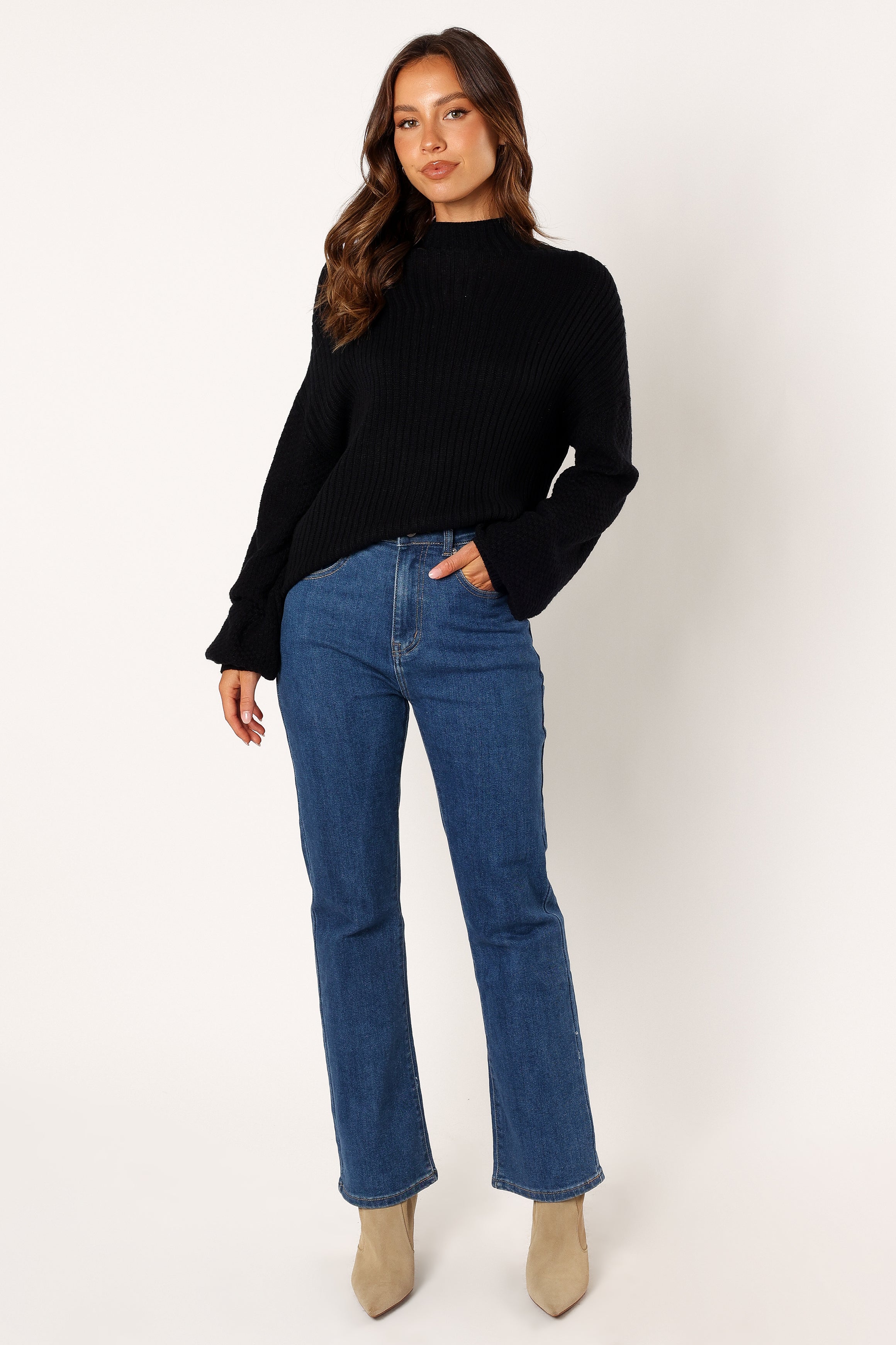 KNITWEAR @Lorelei Textured Sleeve Knit Sweater - Black