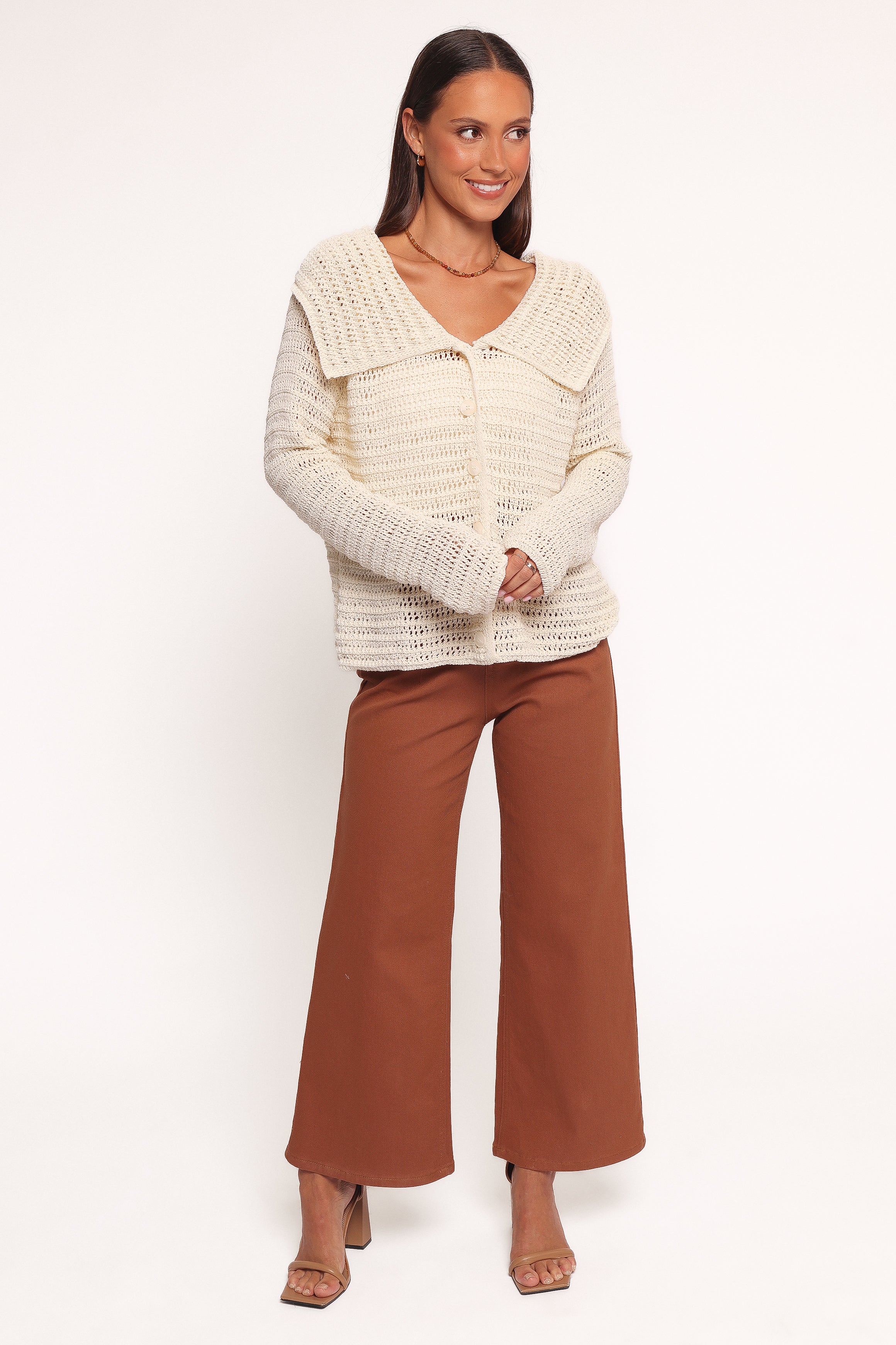 KNITWEAR Lyra Large Collar Cardigan - White