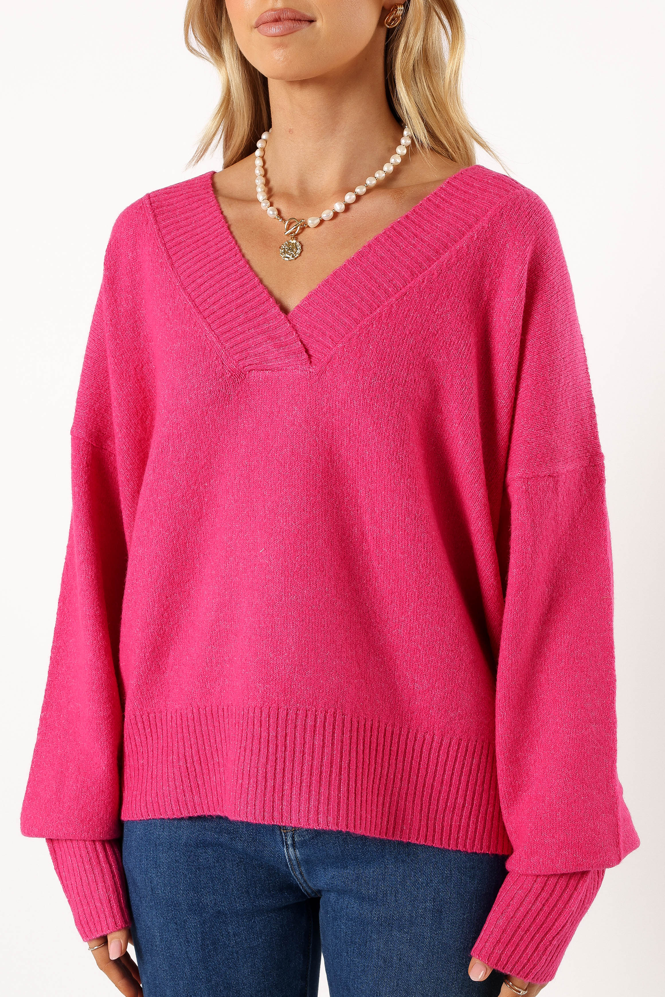 KNITWEAR @Palmer Vneck Knit Sweater - Pink