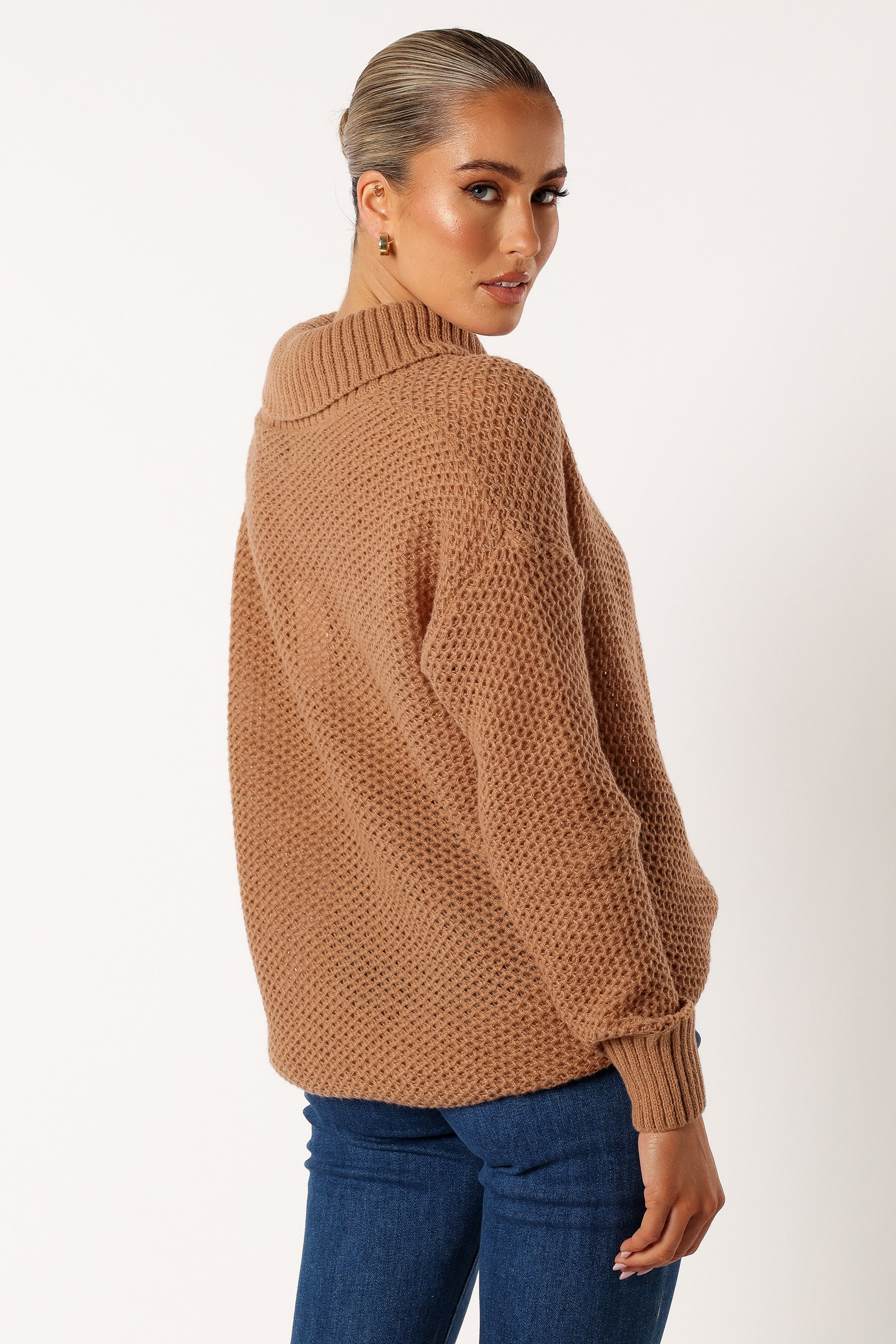 KNITWEAR @Rayne Turtleneck Knit Sweater - Beige